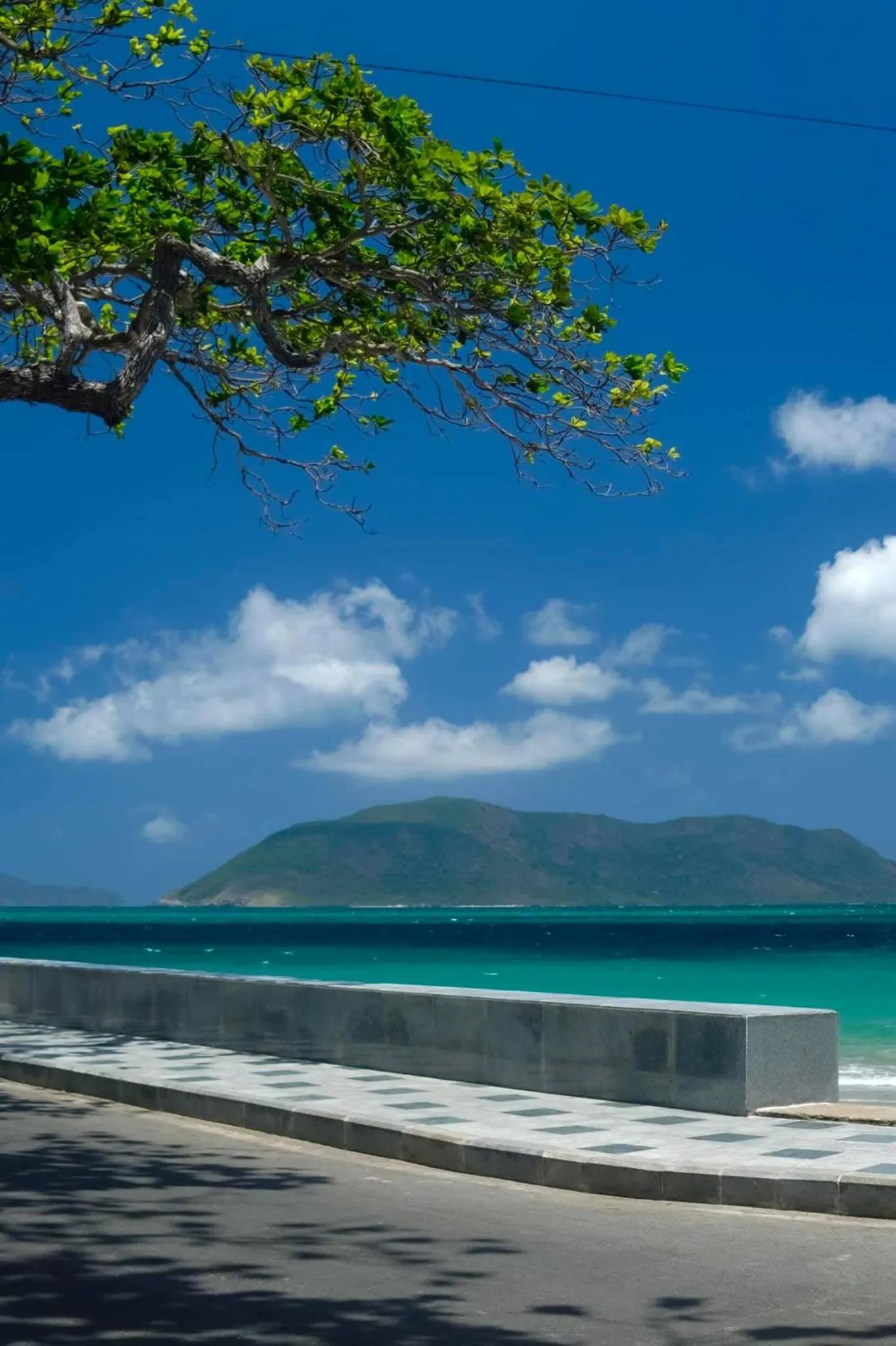 Con Son Island Hotel