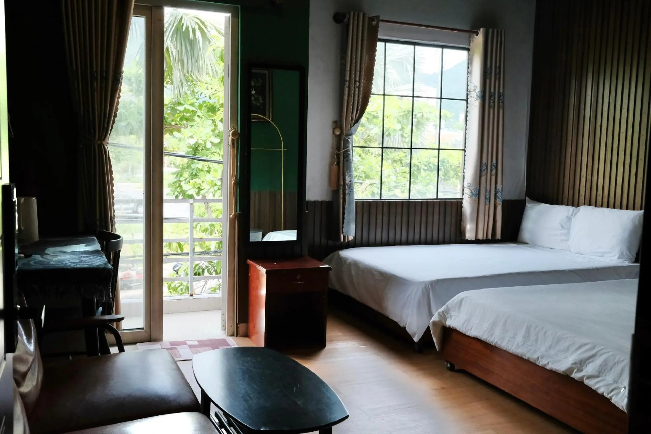 Con Son Island Hotel