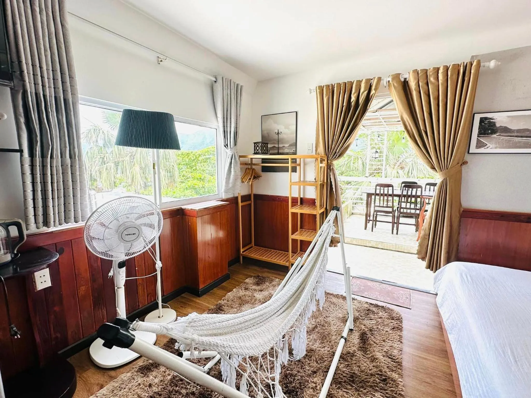 Con Son Island Hotel