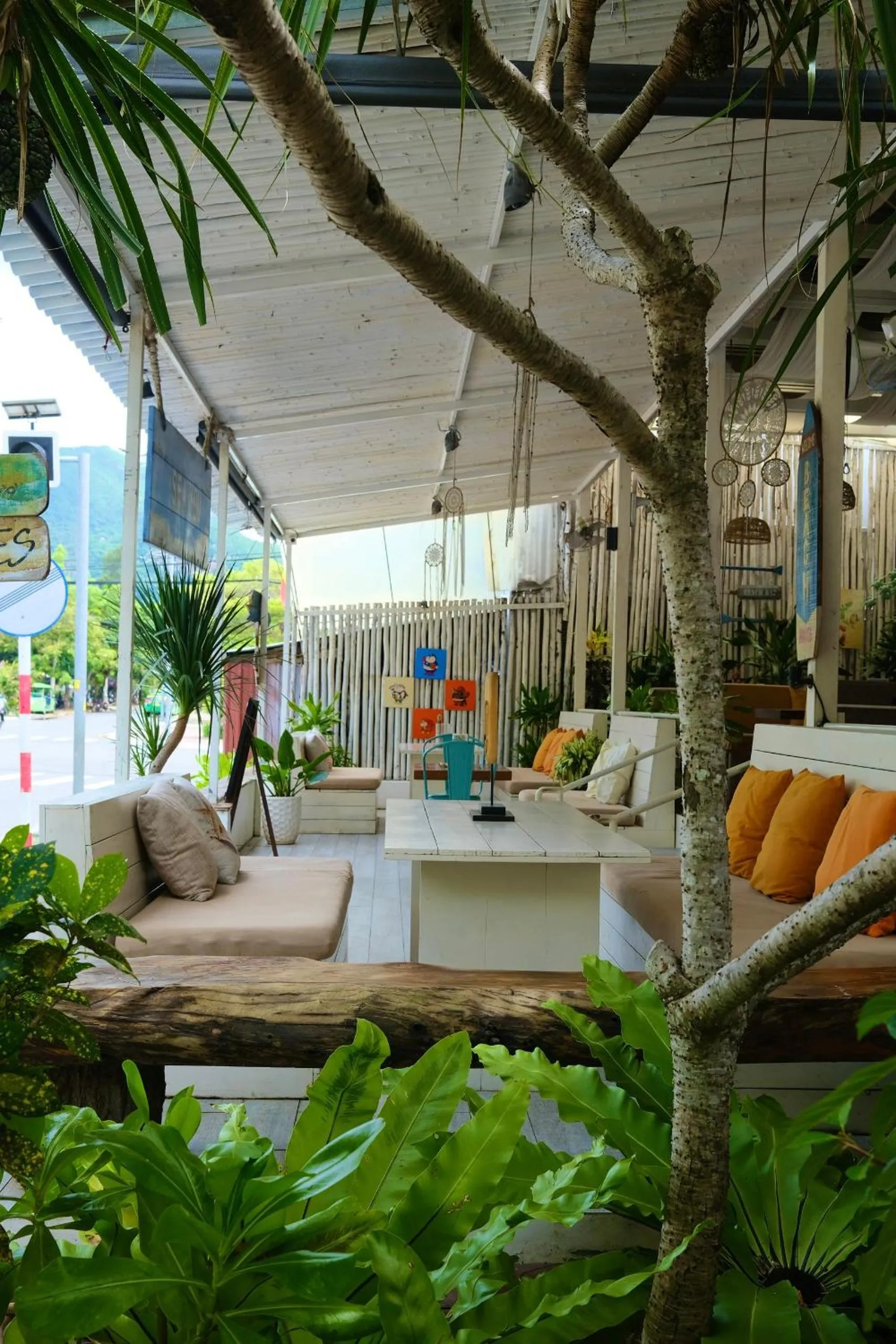 Con Son Island Hotel