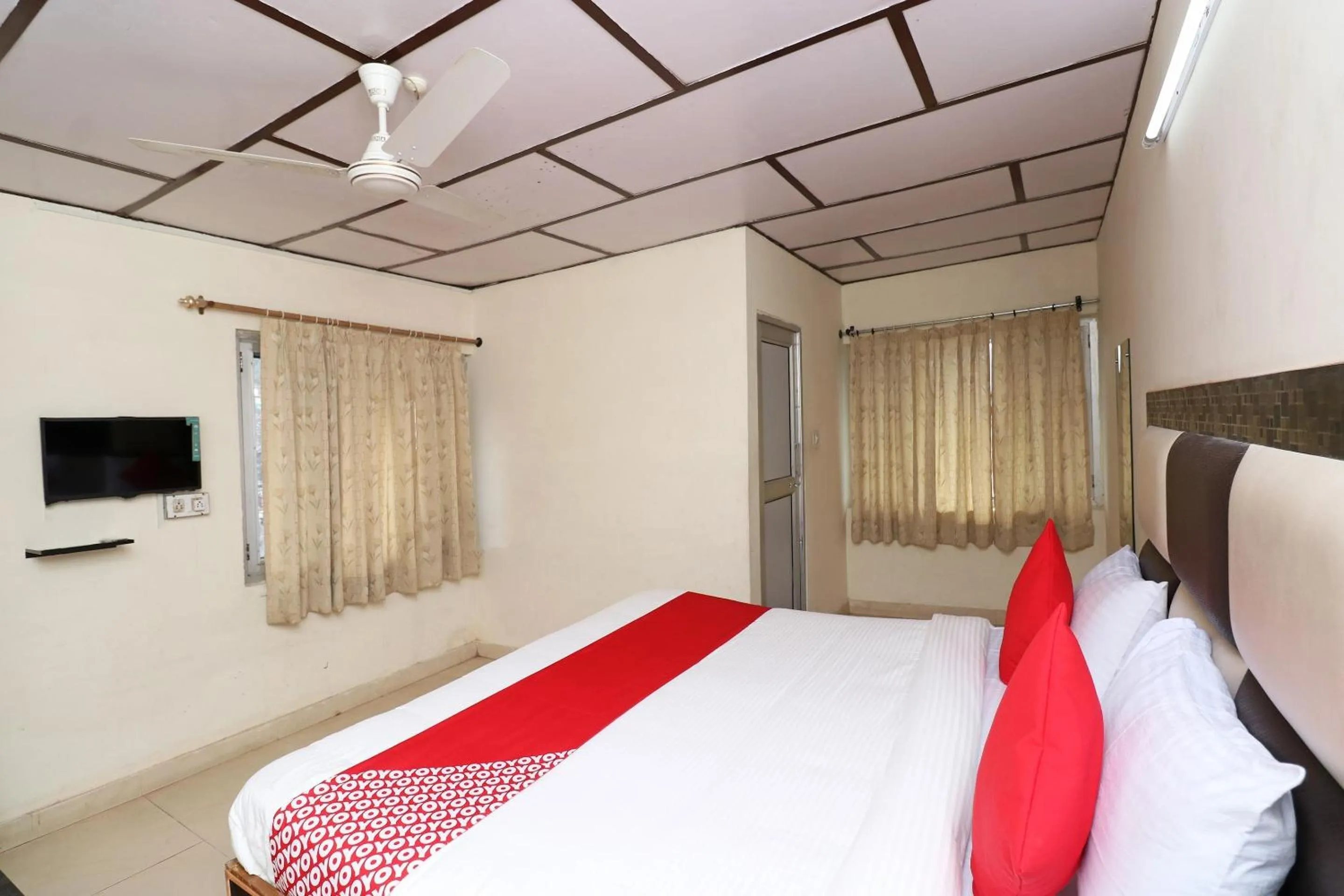 Bedroom, Bed in Super Hotel O Country Lodge