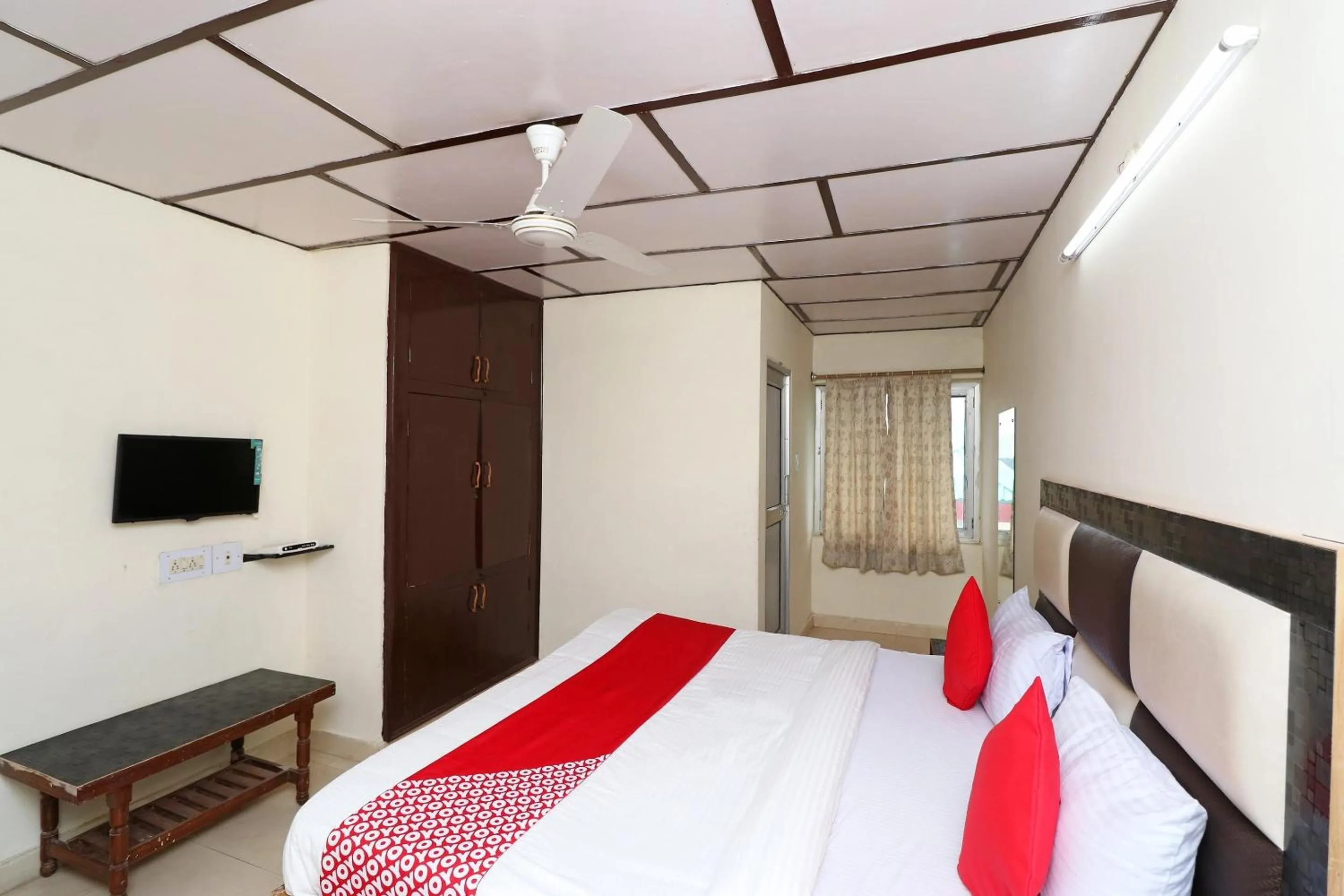 Bedroom, Bed in Super Hotel O Country Lodge