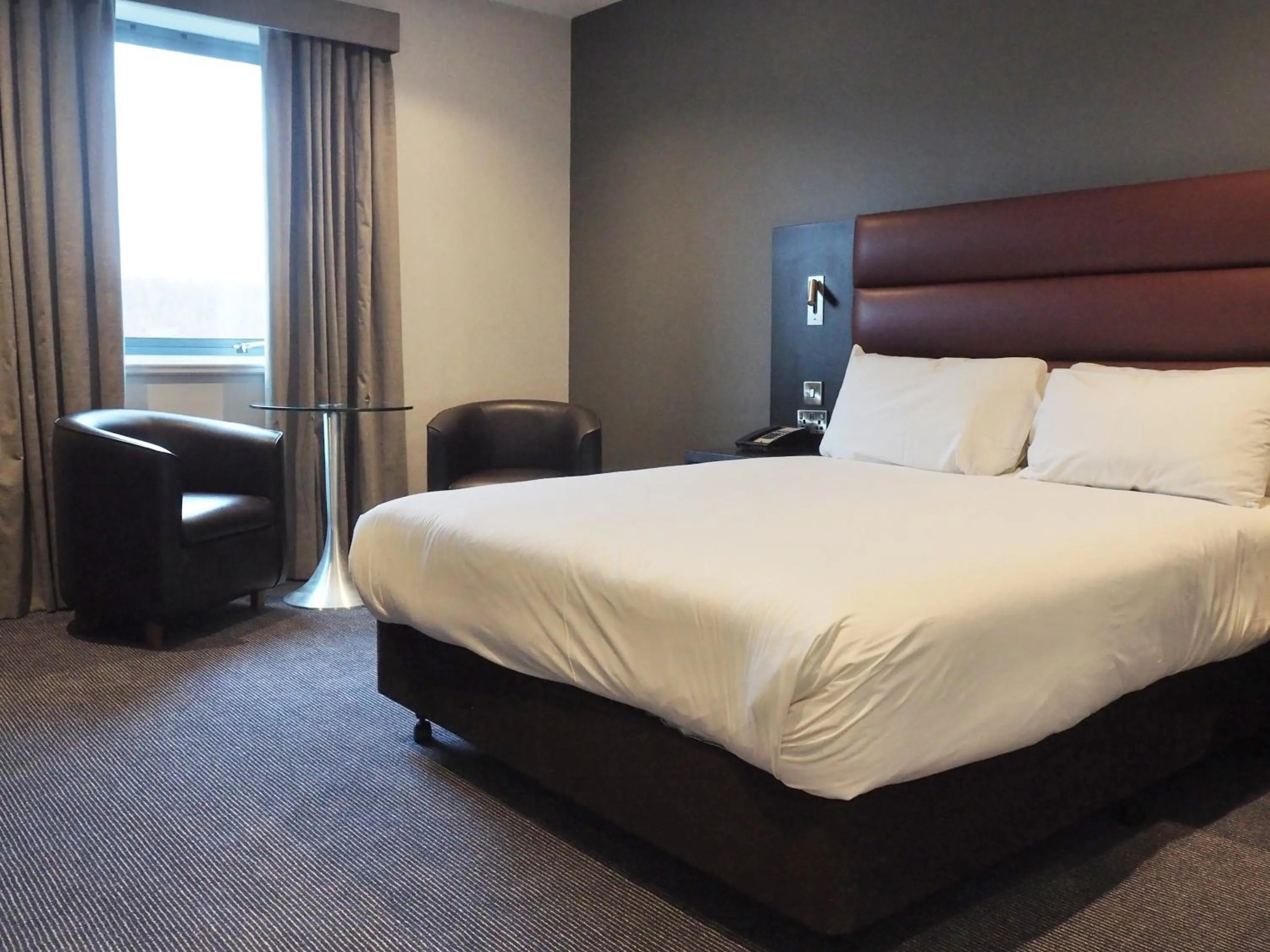 Property building, Bed in International Hotel Telford