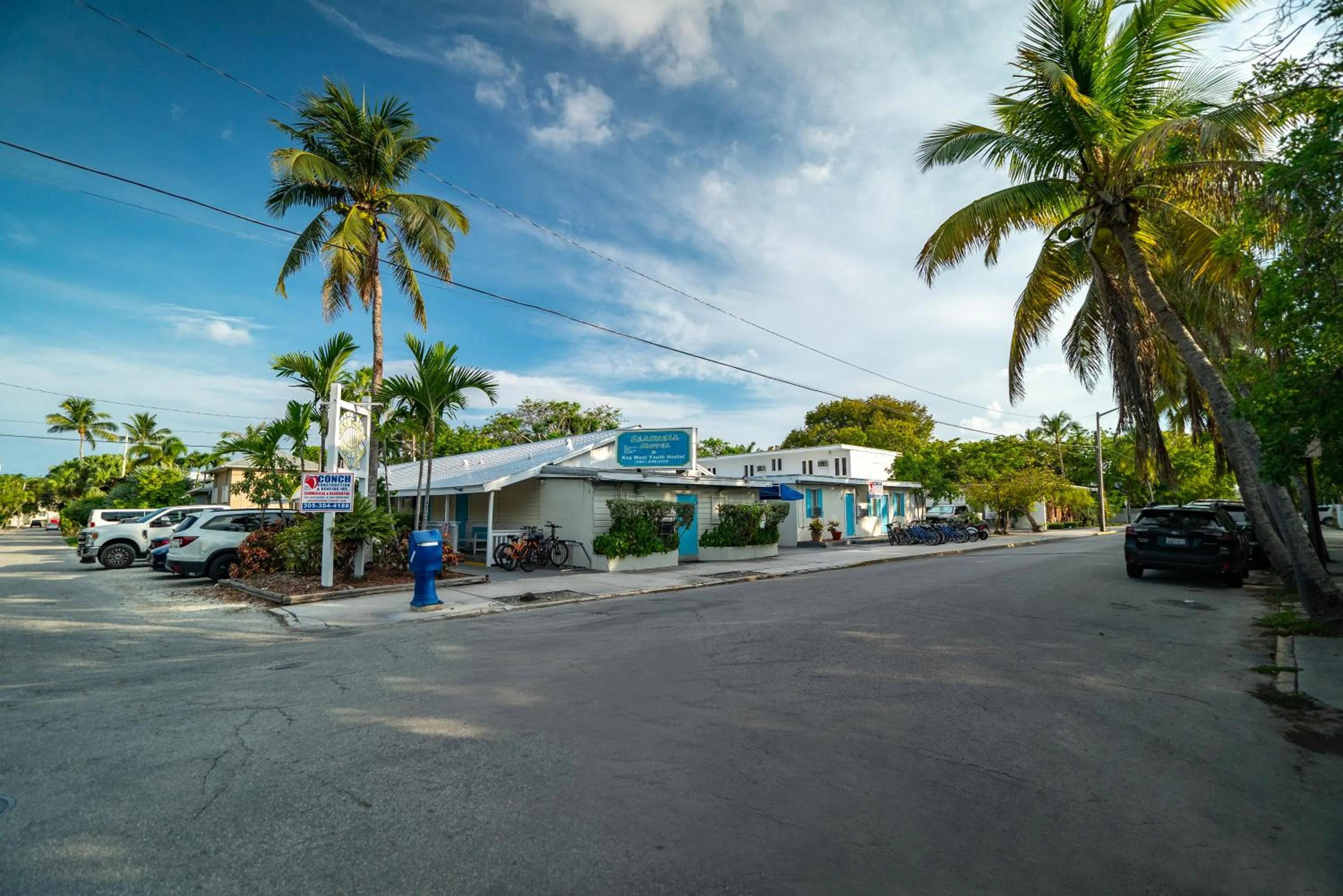 Day in Seashell Motel