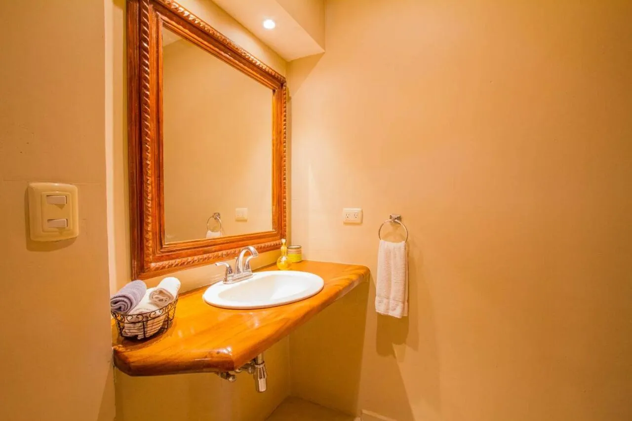 Tamarindo Village Hotel