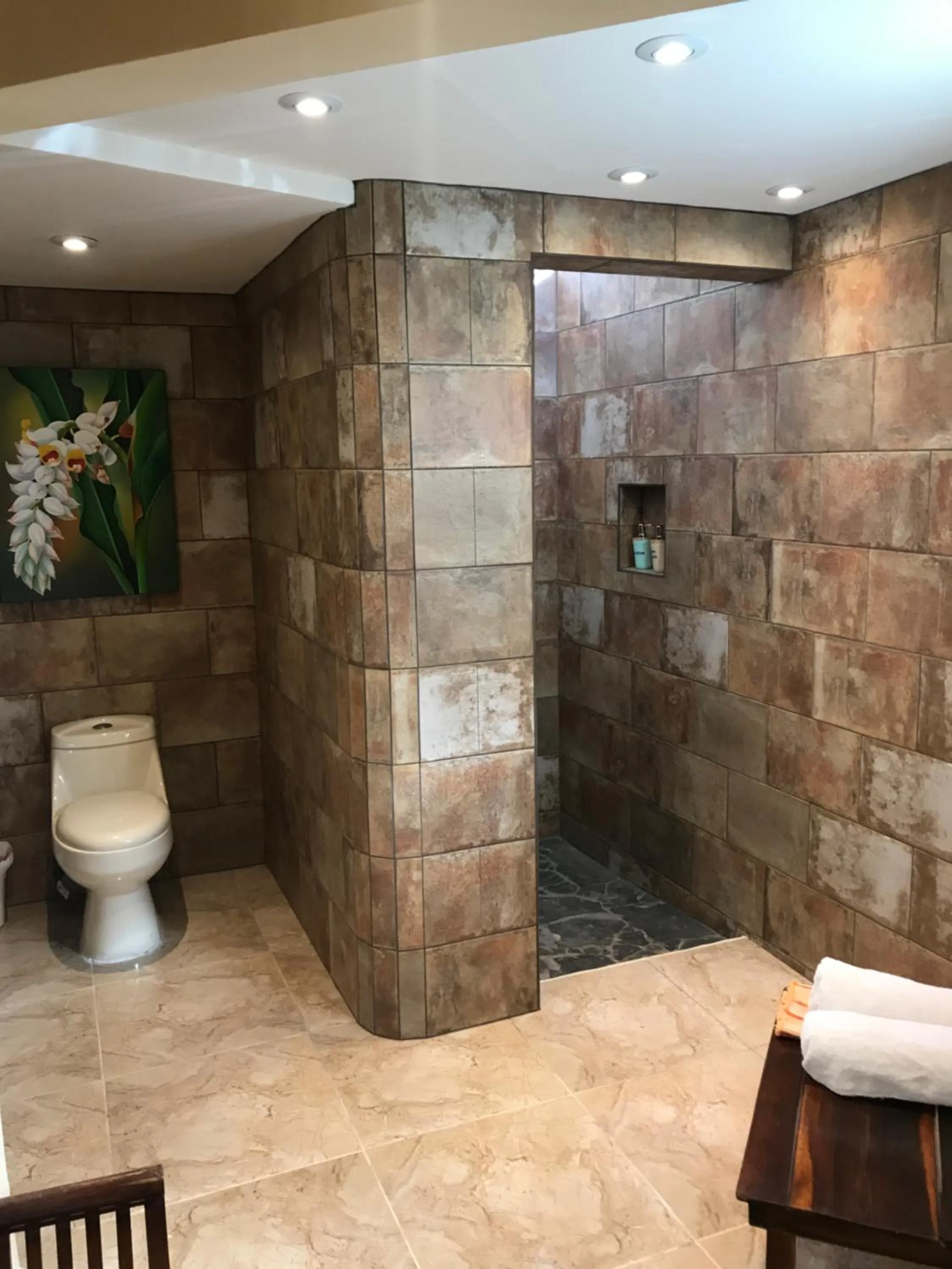 Tamarindo Village Hotel