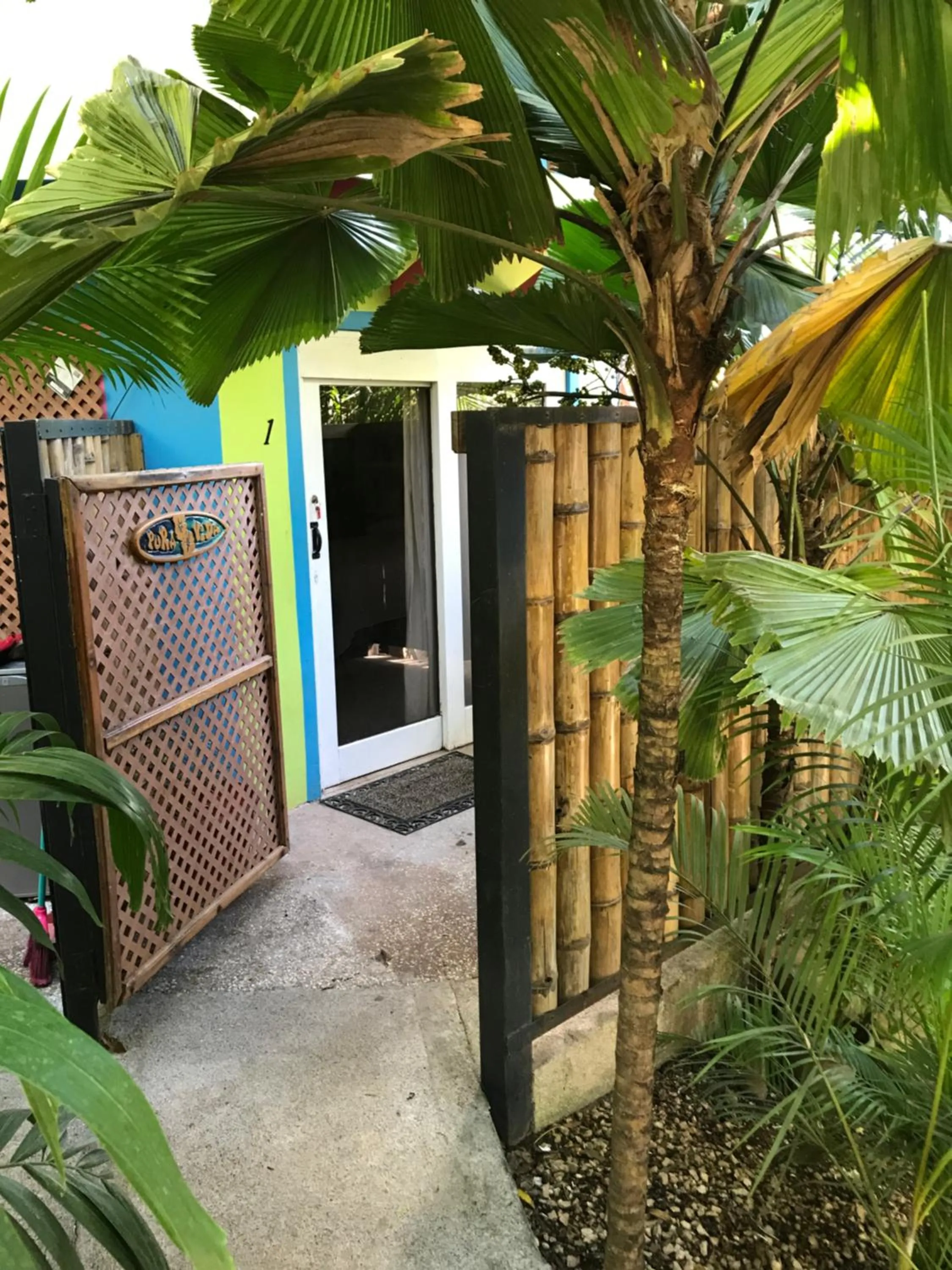 Tamarindo Village Hotel