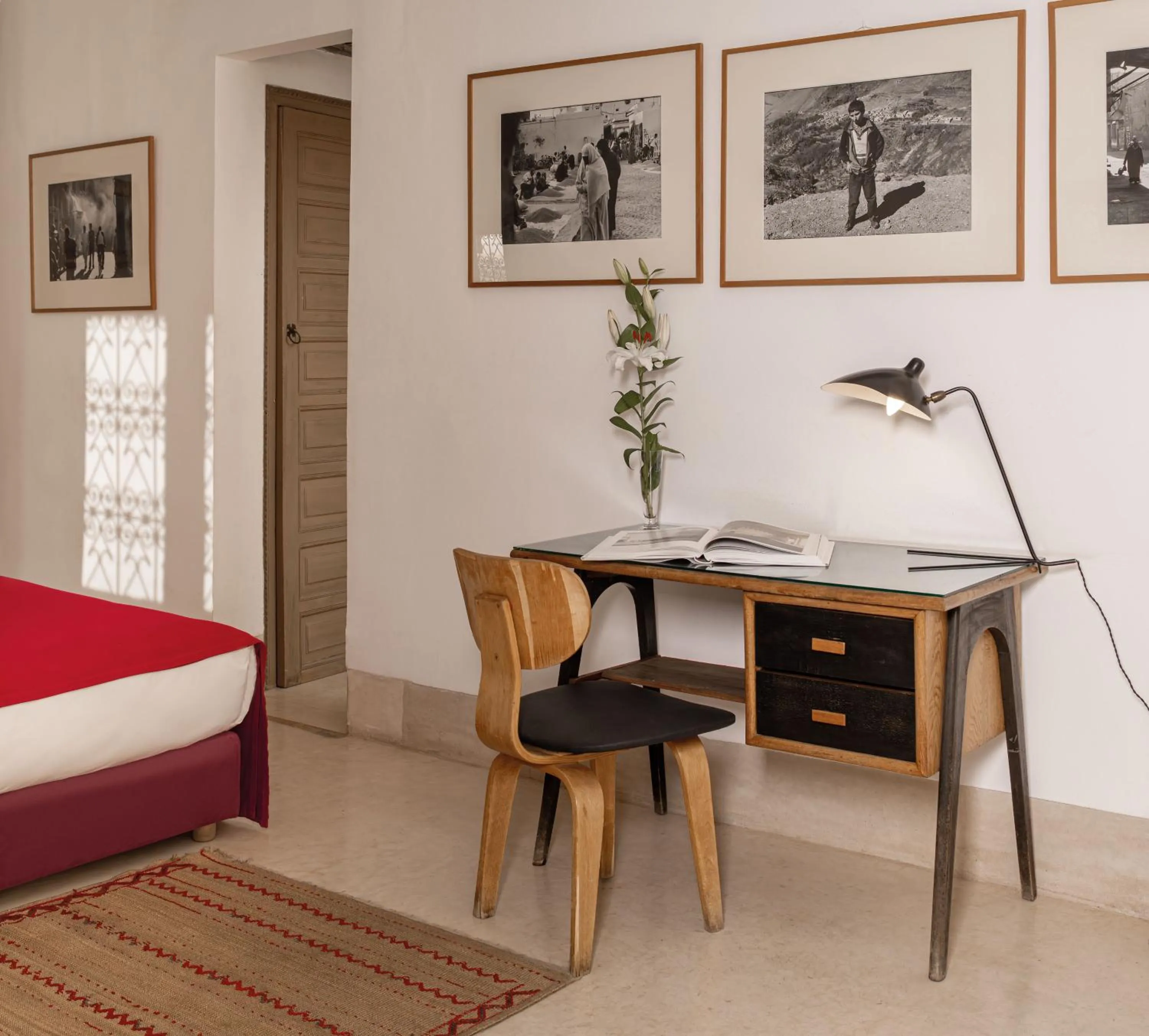 Seating area, Bed in Riad Jaaneman