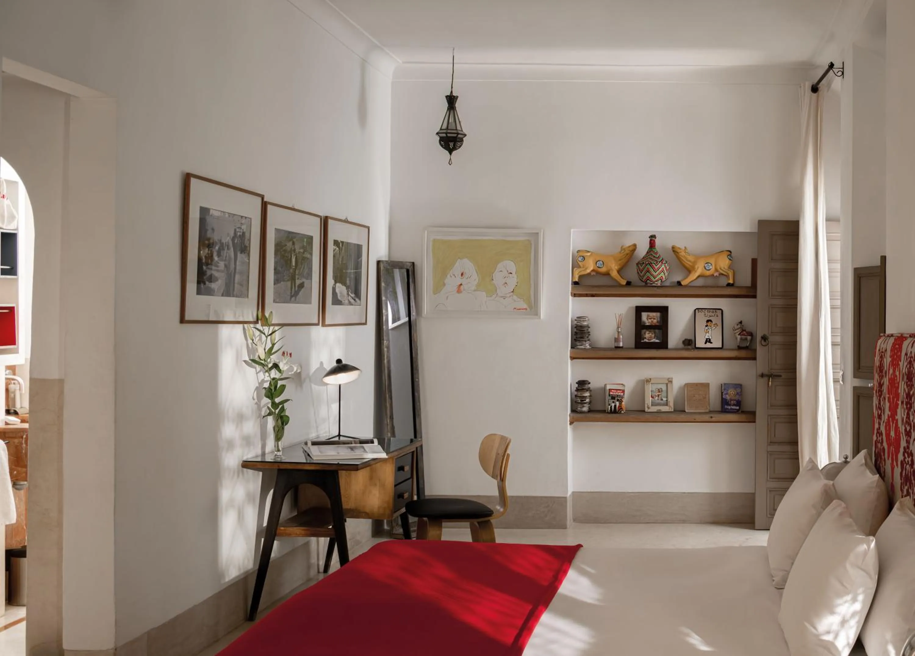 Seating area, Bed in Riad Jaaneman