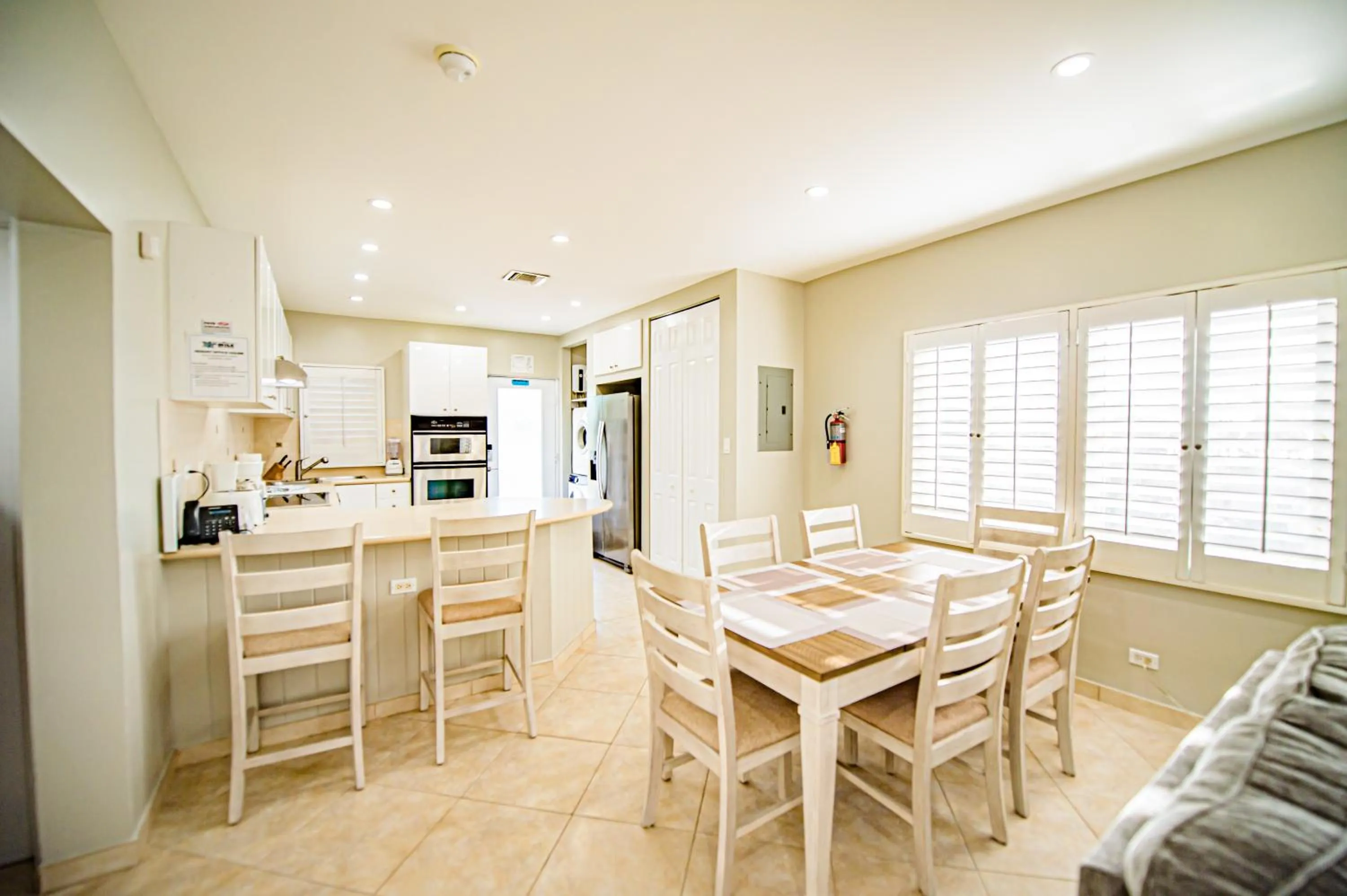 Dining area in Seven Mile Beach Resort