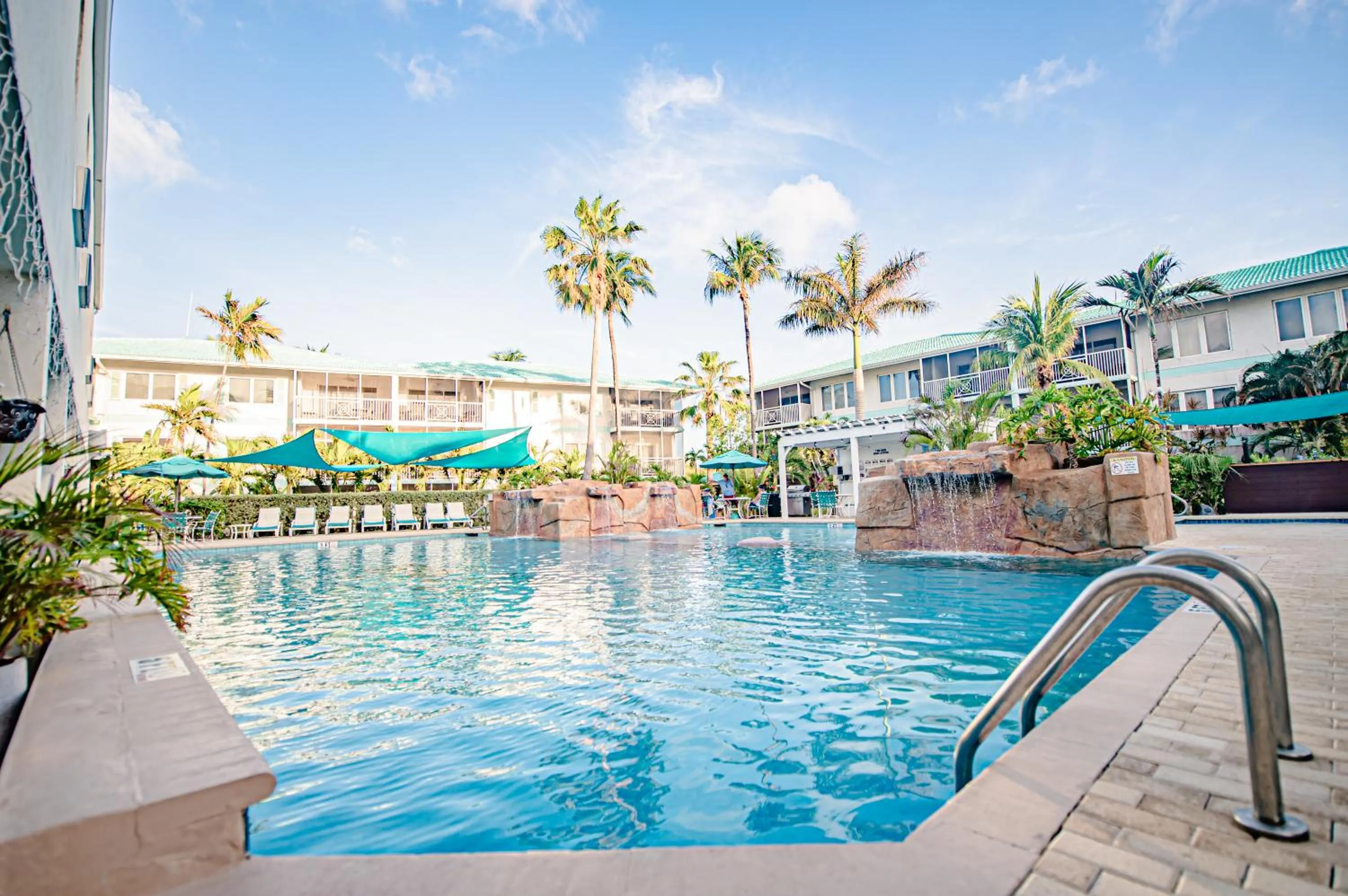 Swimming pool in Seven Mile Beach Resort