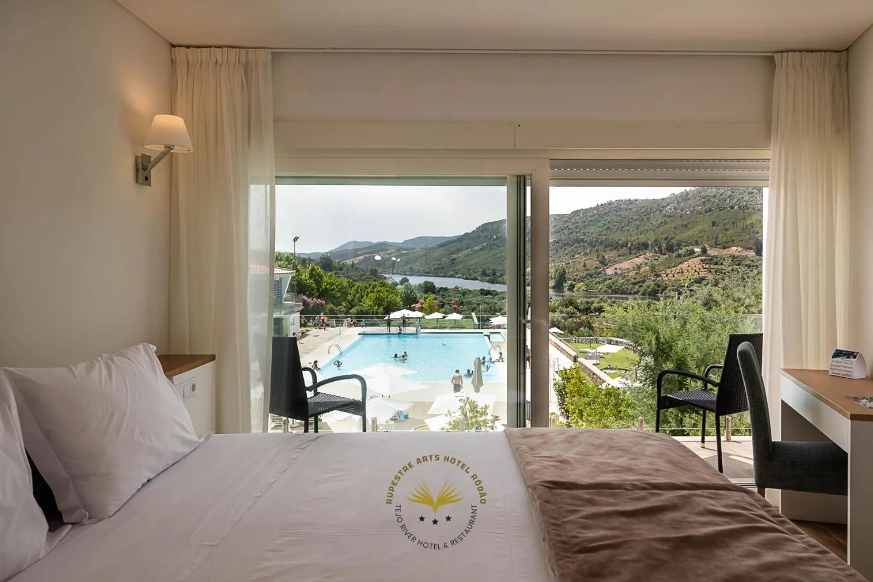 Bed in Rupestre Arts Hotel Ródão