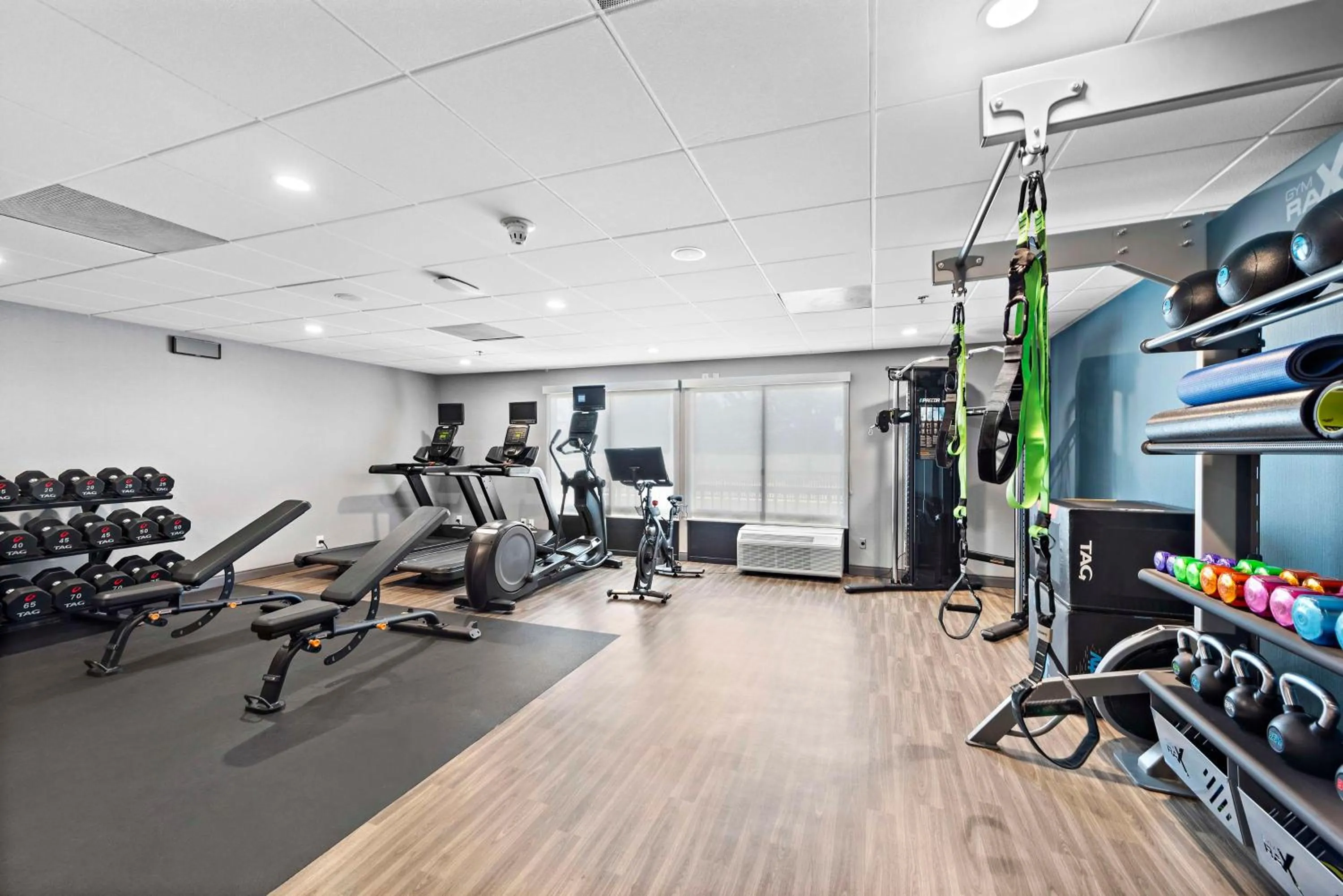 Fitness centre/facilities in Hampton Inn Los Angeles Airport