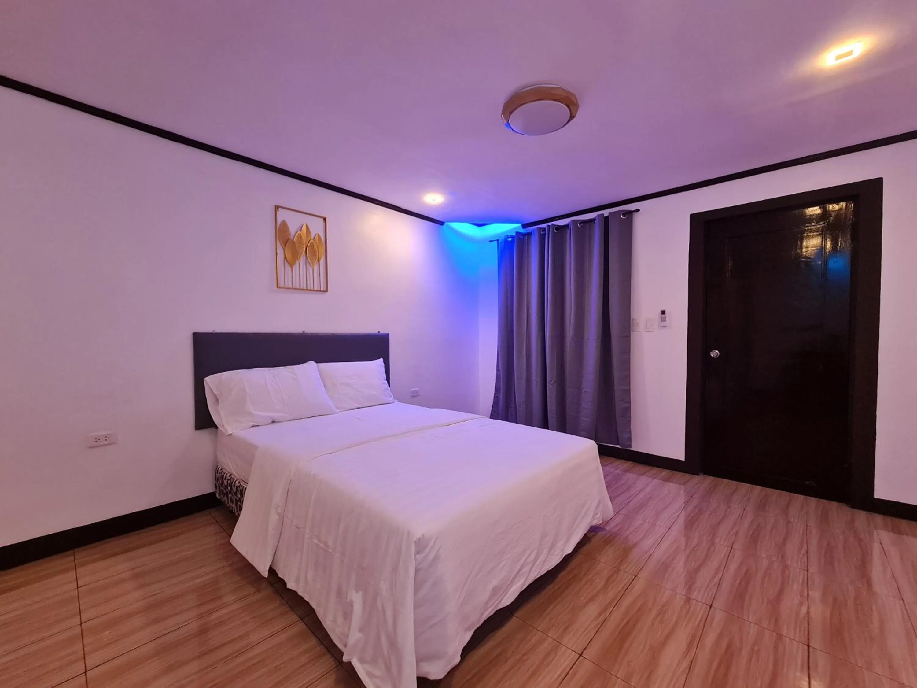 Photo of the whole room, Bed in Hideaways Restobar and Resort