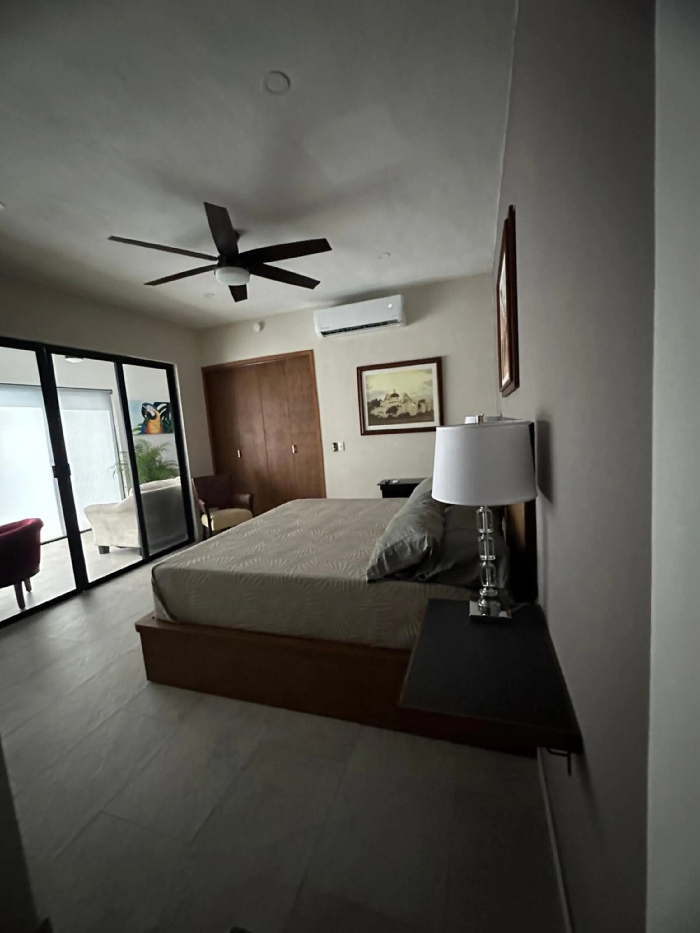 Bed in Oasis Urban Retreat