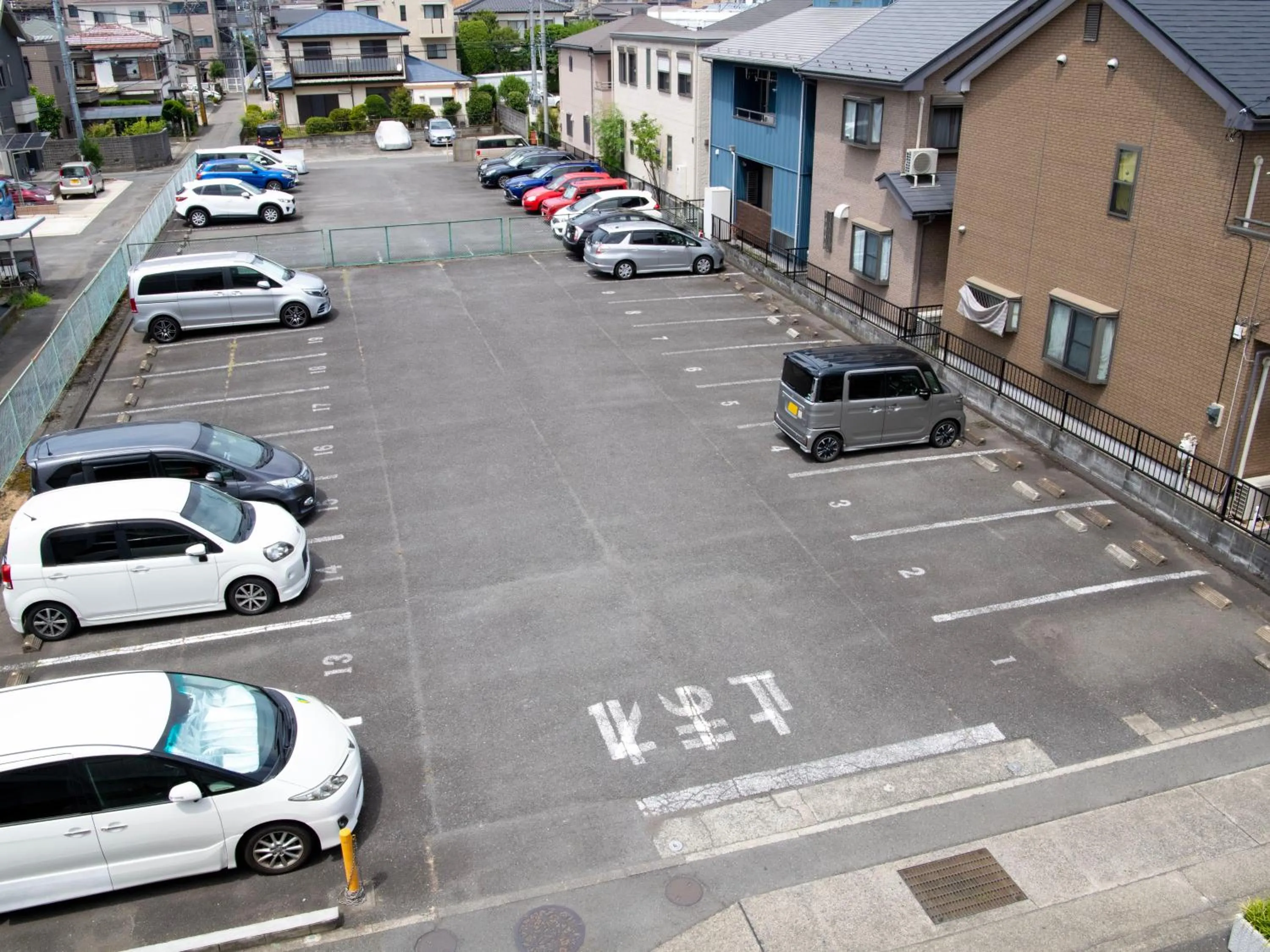 Parking in HOTEL MYSTAYS Atsugi