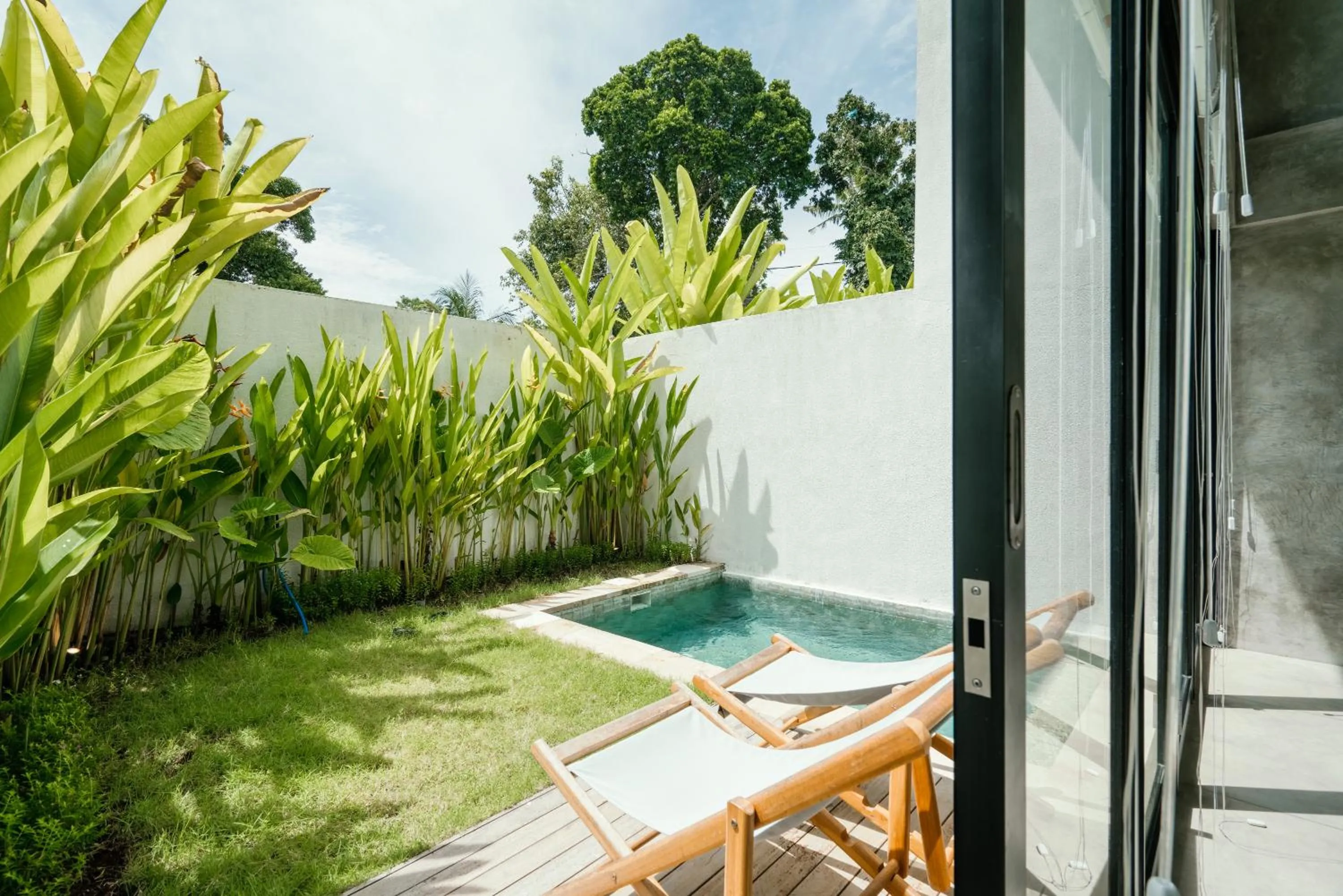 Swimming pool in Canggu 2Plex Apartment