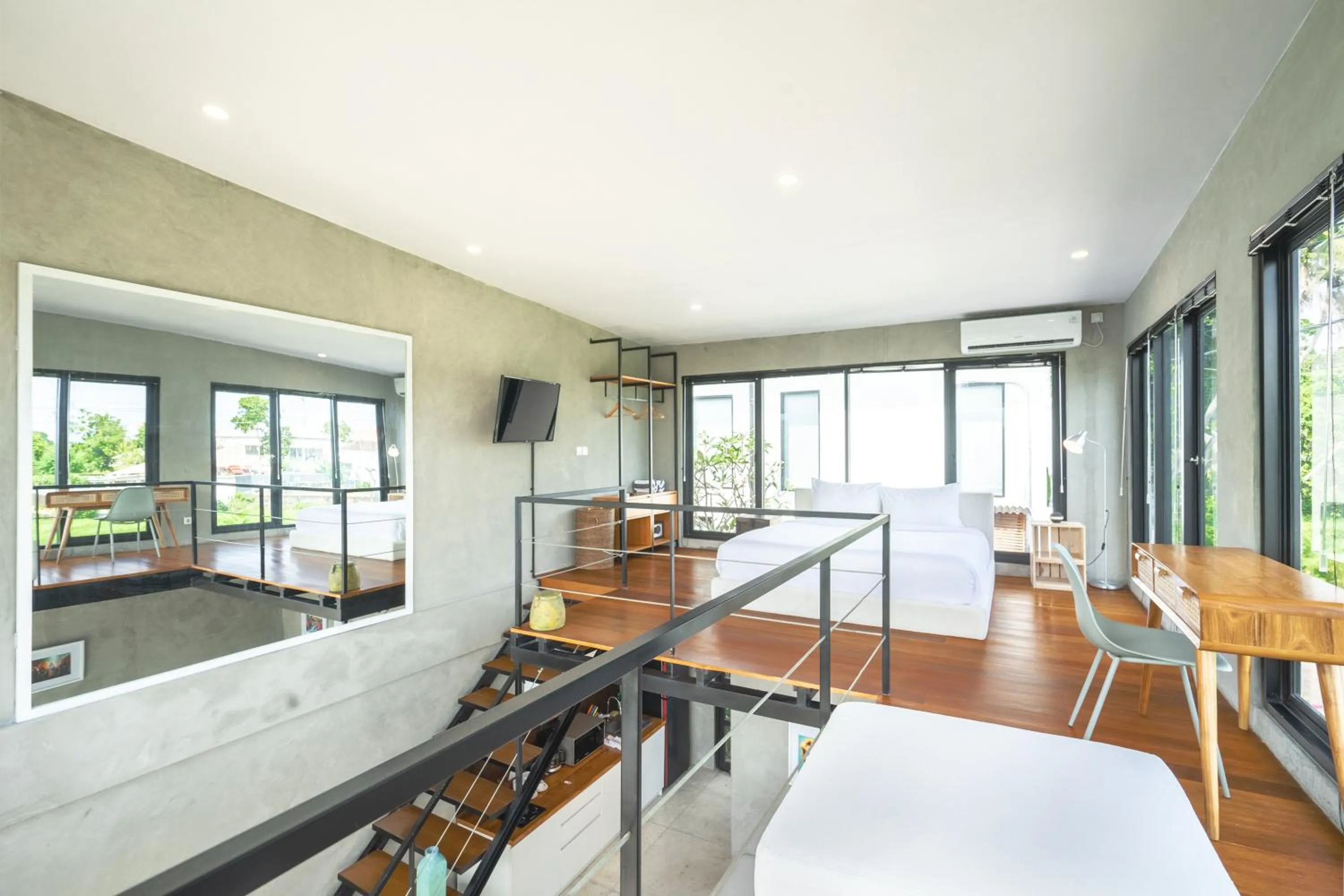 TV and multimedia in Canggu 2Plex Apartment