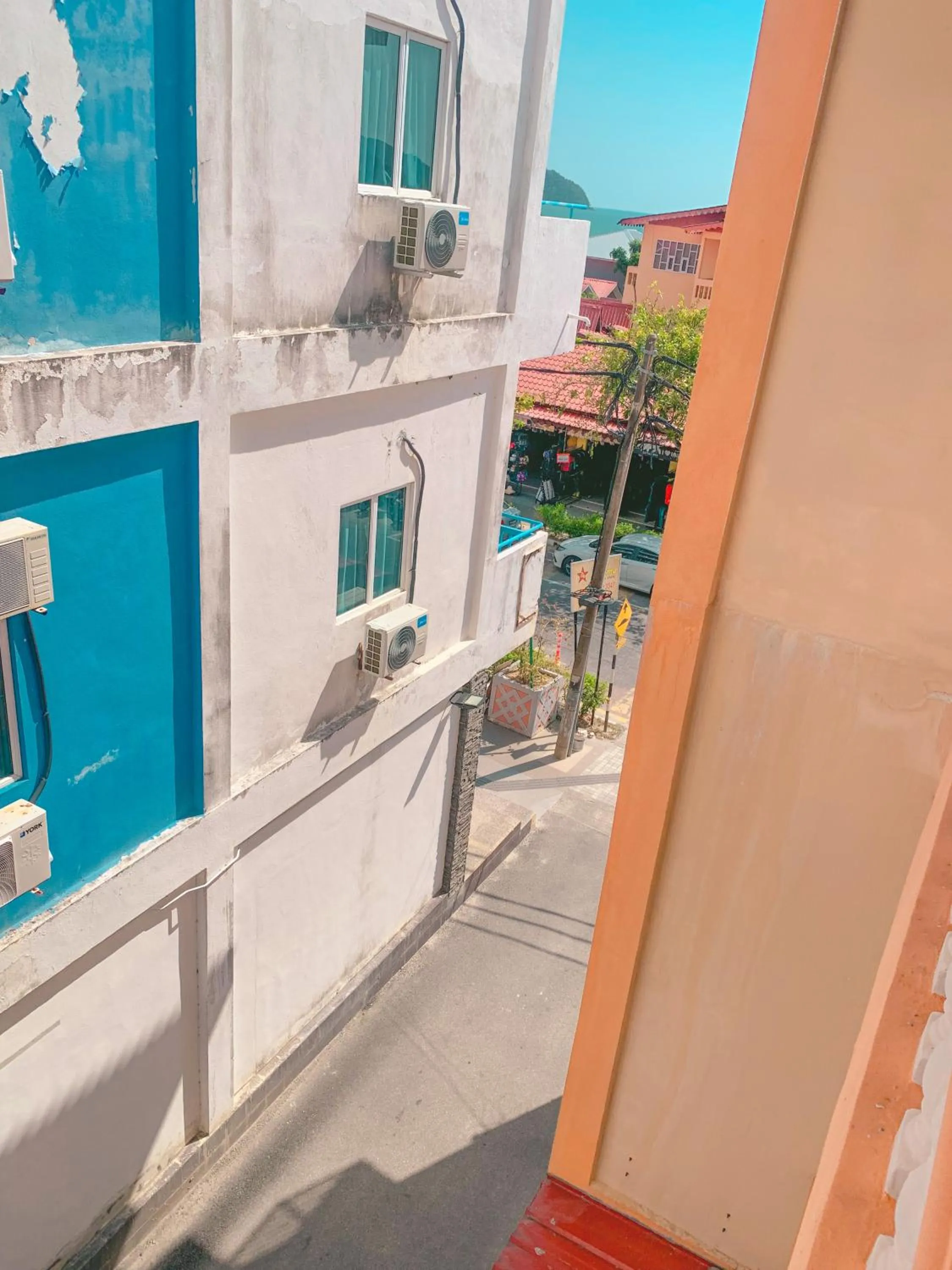 Property building in Amzar Motel Cenang