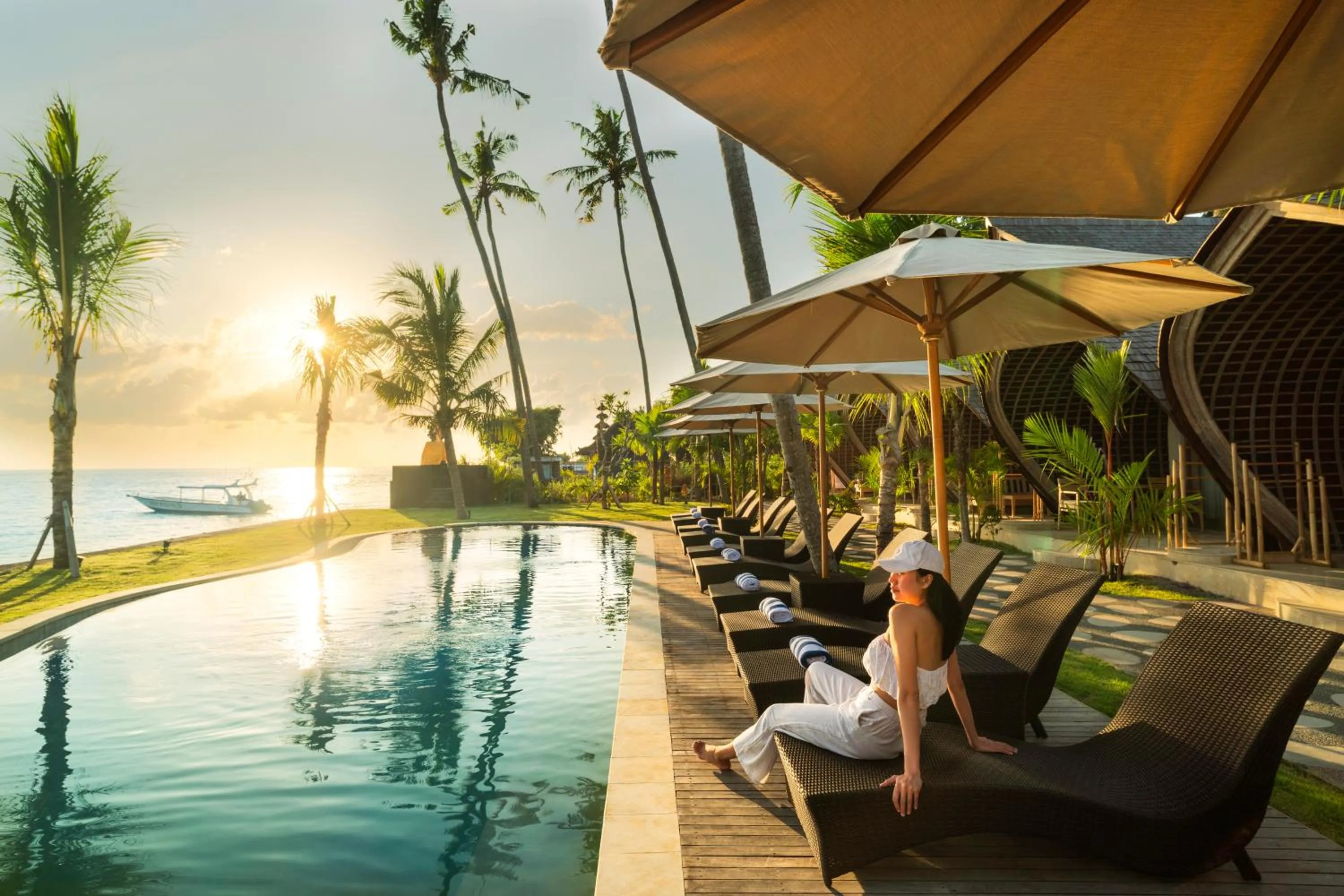Swimming pool in The Sankara Beach Resort - Nusa Penida
