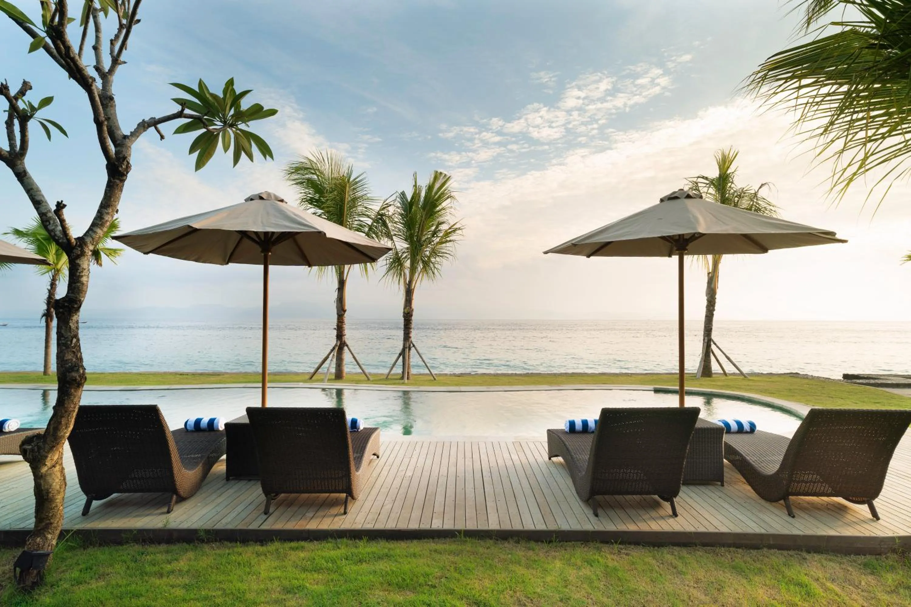 Swimming pool in The Sankara Beach Resort - Nusa Penida