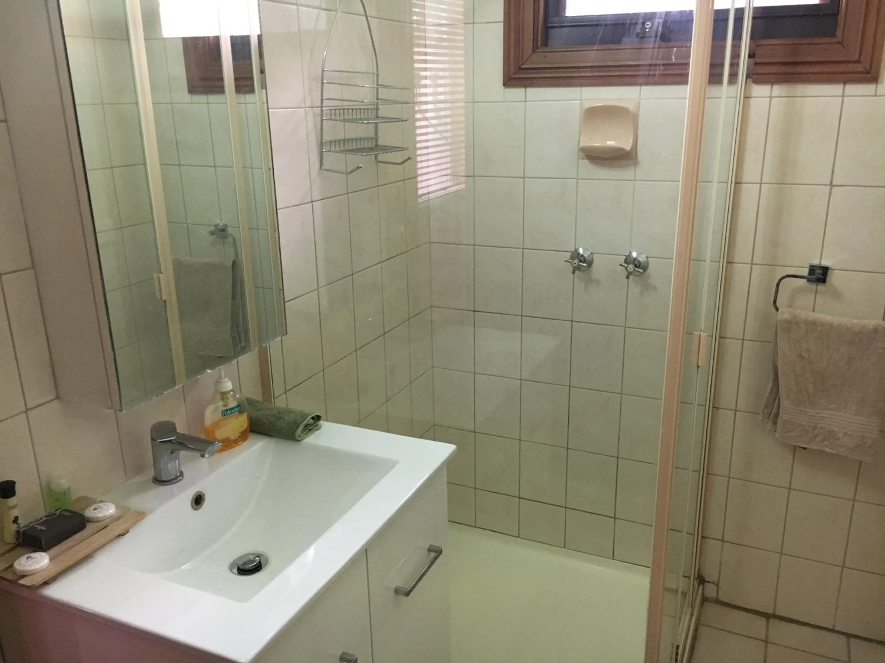 Bathroom in Bells Estate Great Ocean Road Cottages