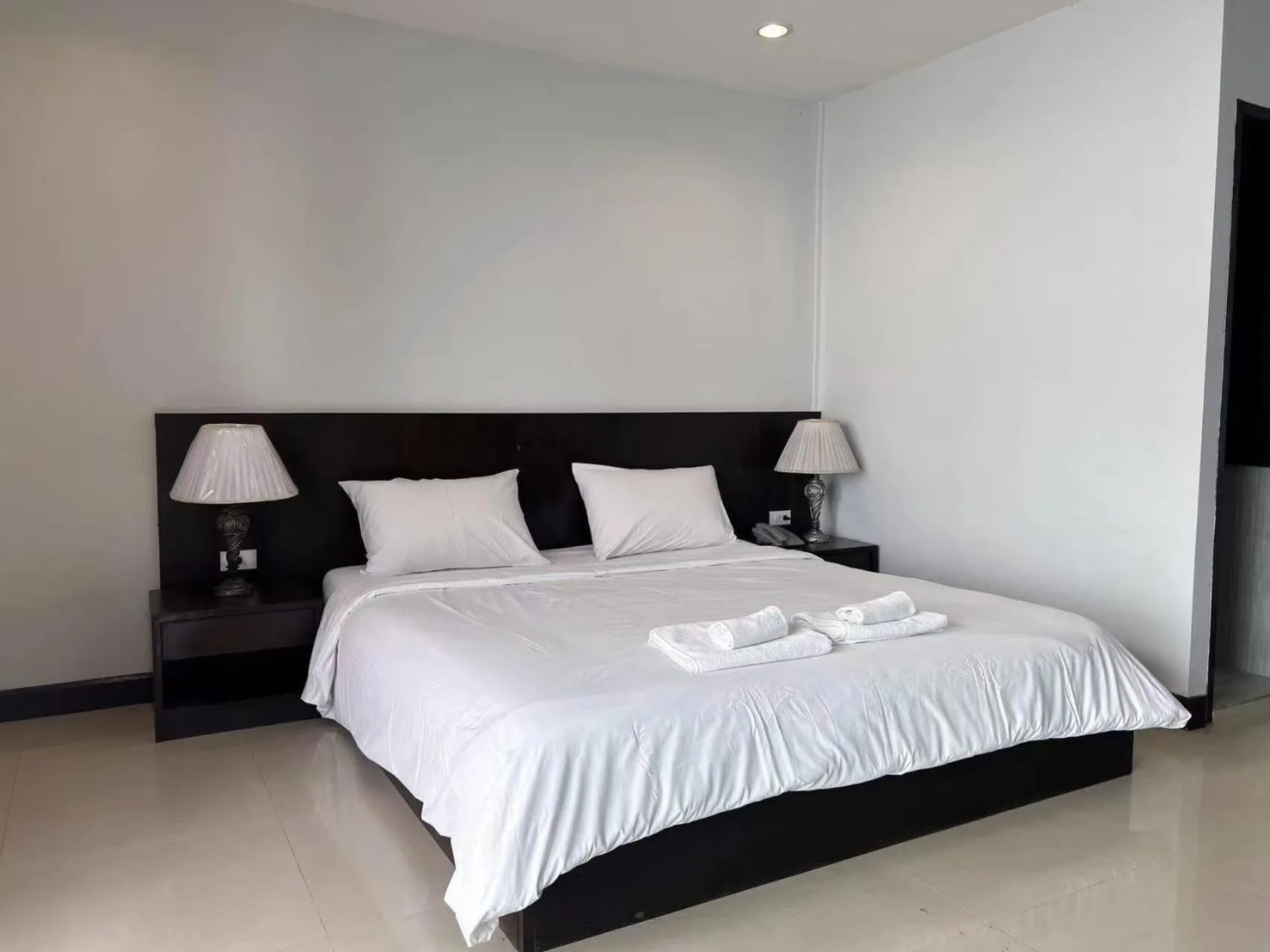 Bedroom, Bed in Tongyang House Serviced Apartment