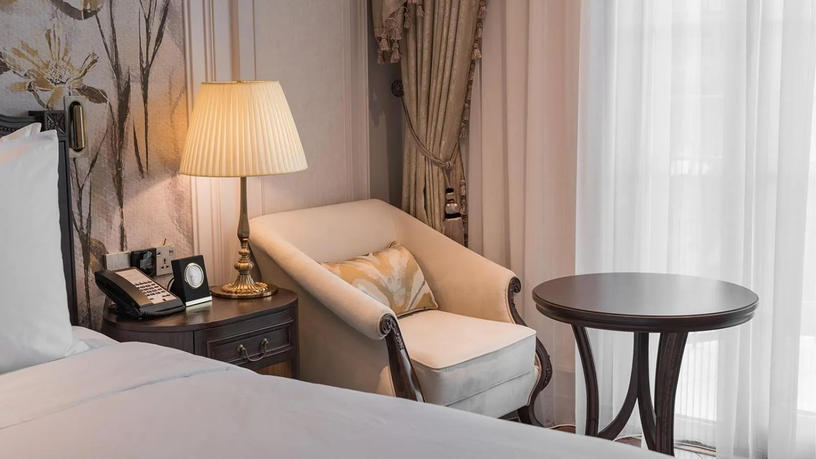 Bed in Golden Sun Hotel - Dalat