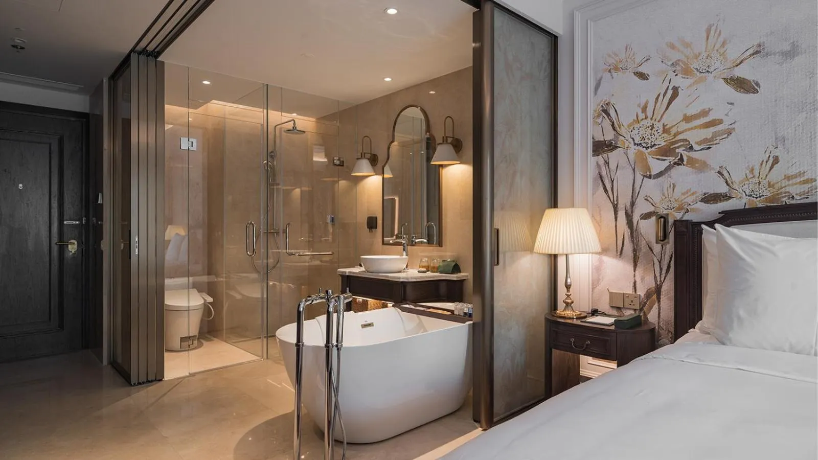 Bed in Golden Sun Hotel - Dalat