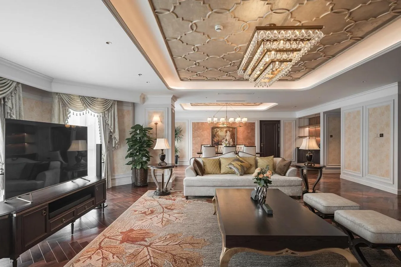 Bed in Golden Sun Hotel - Dalat