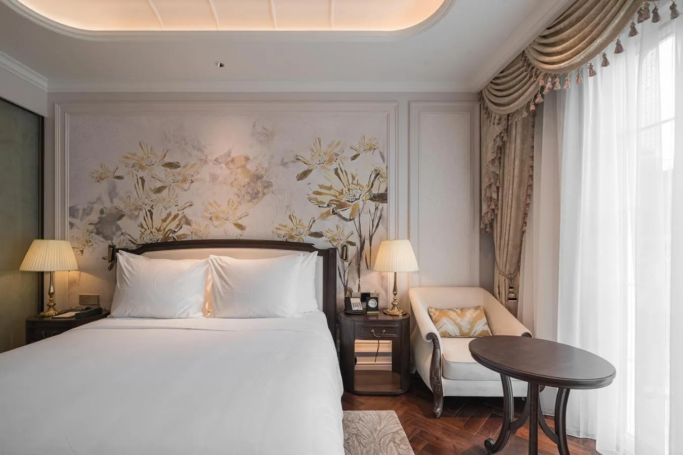 Bed in Golden Sun Hotel - Dalat