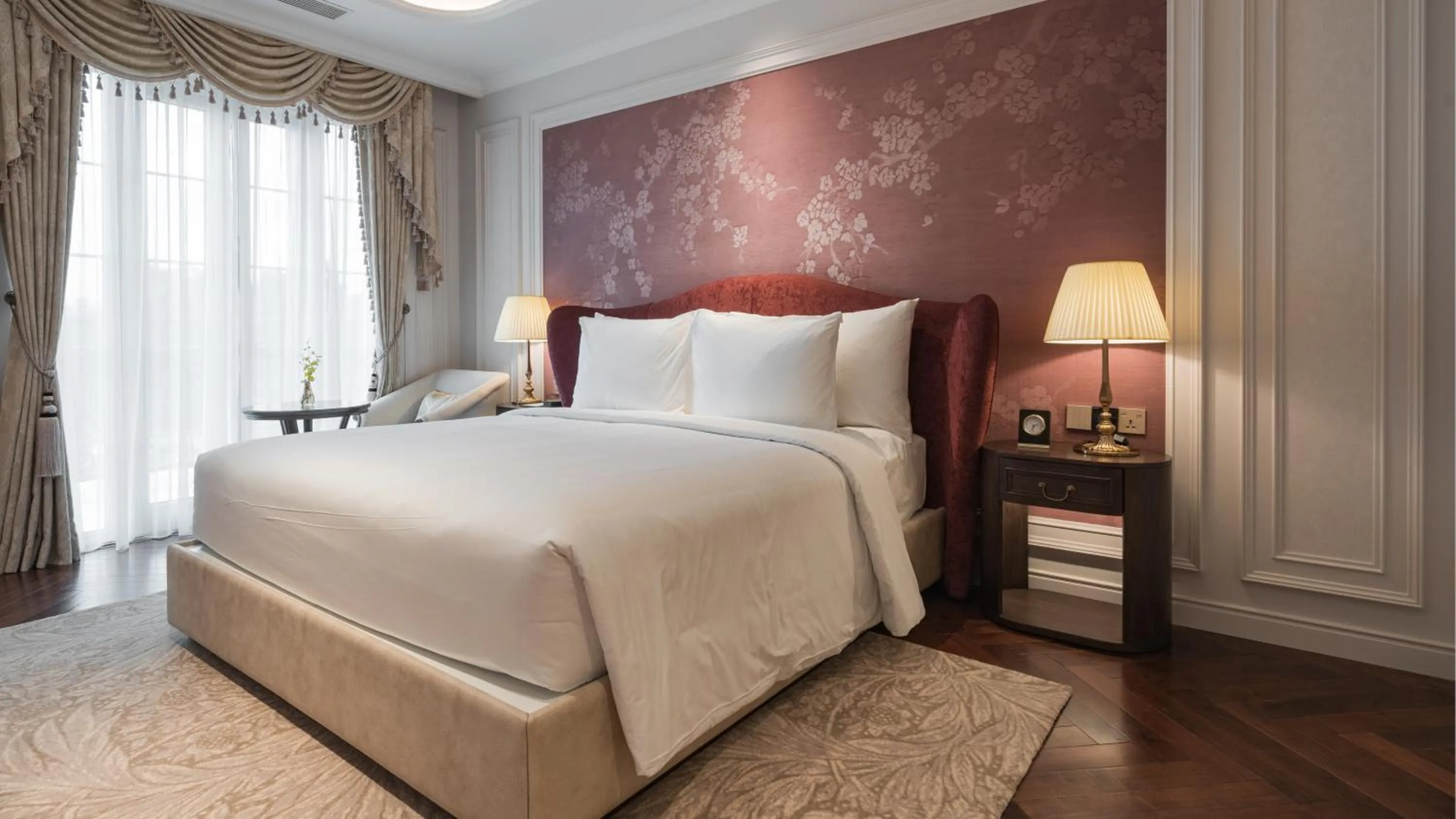 Bed in Golden Sun Hotel - Dalat