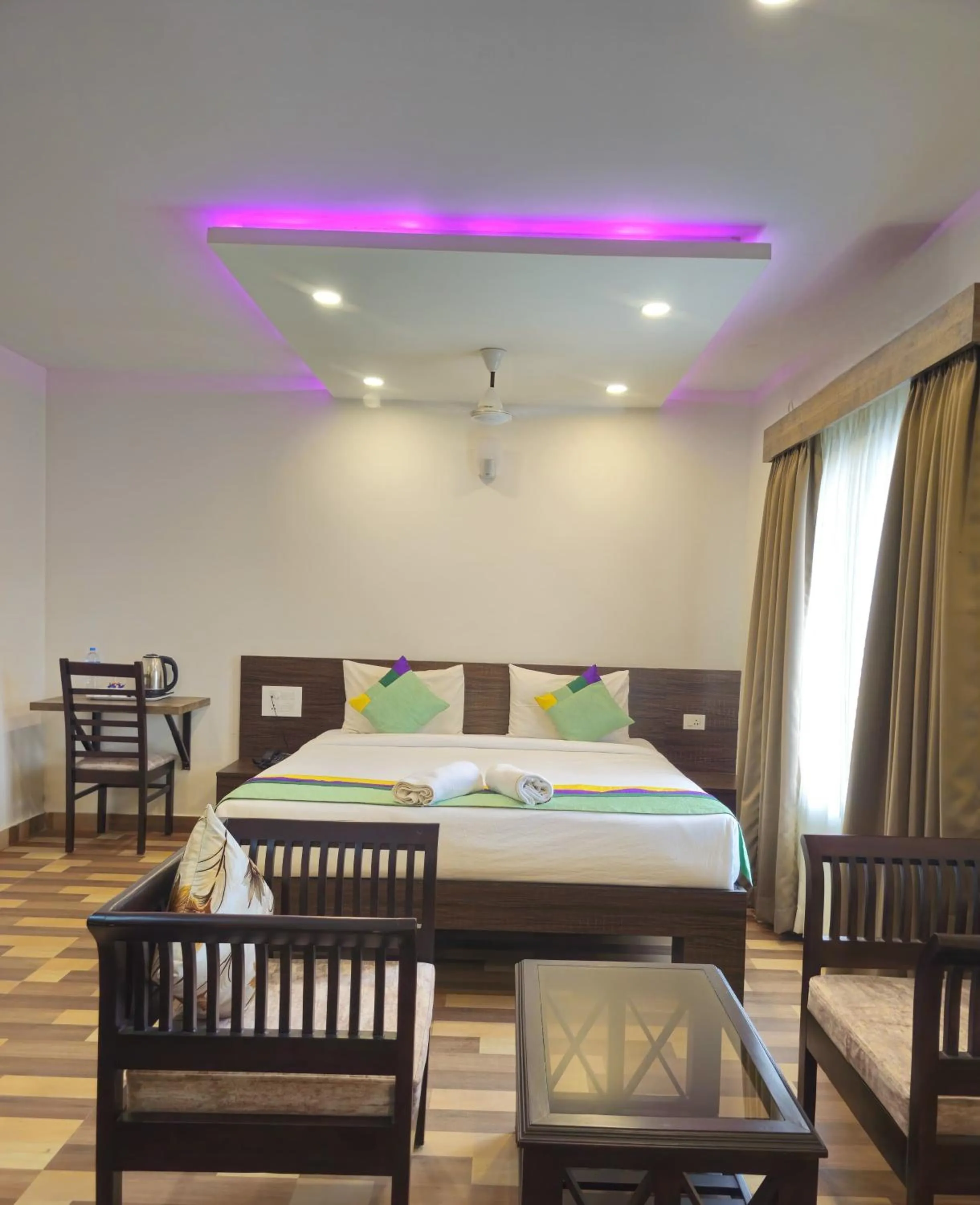 Bedroom, Bed in Treebo Elite Plaza, 700 Mtrs From Madikeri Fort