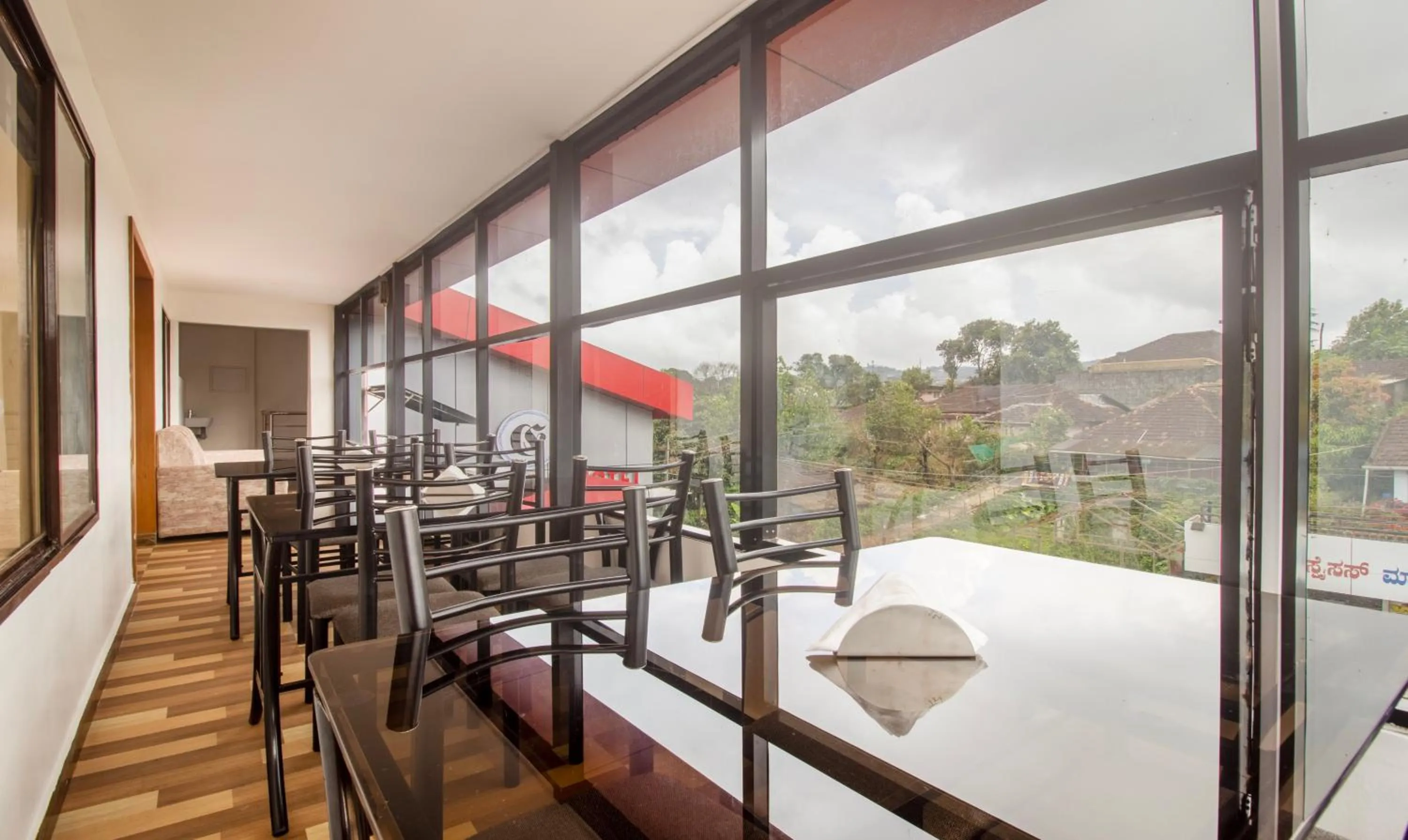 Dining area in Treebo Elite Plaza, 700 Mtrs From Madikeri Fort
