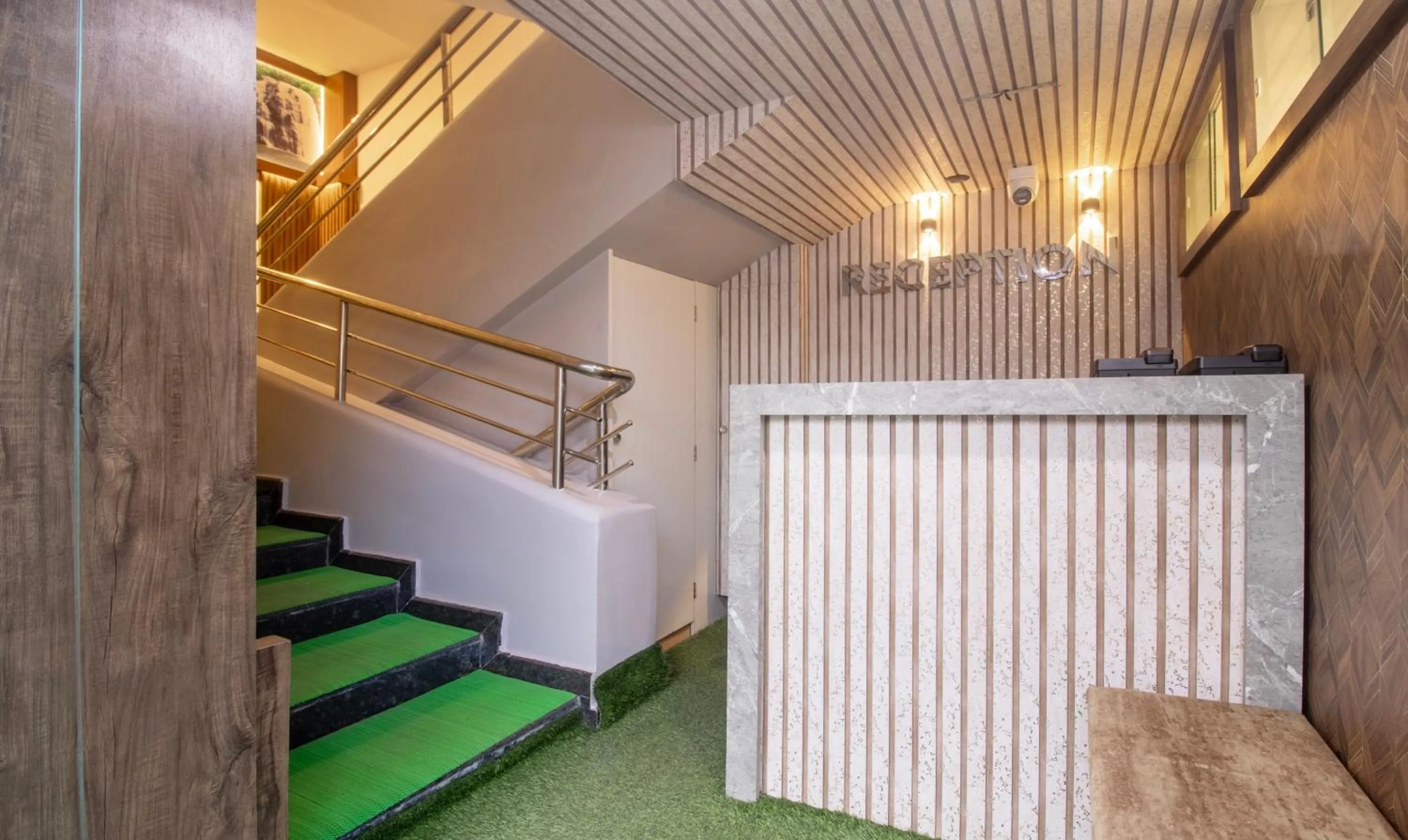 Lobby or reception in Treebo Elite Plaza, 700 Mtrs From Madikeri Fort