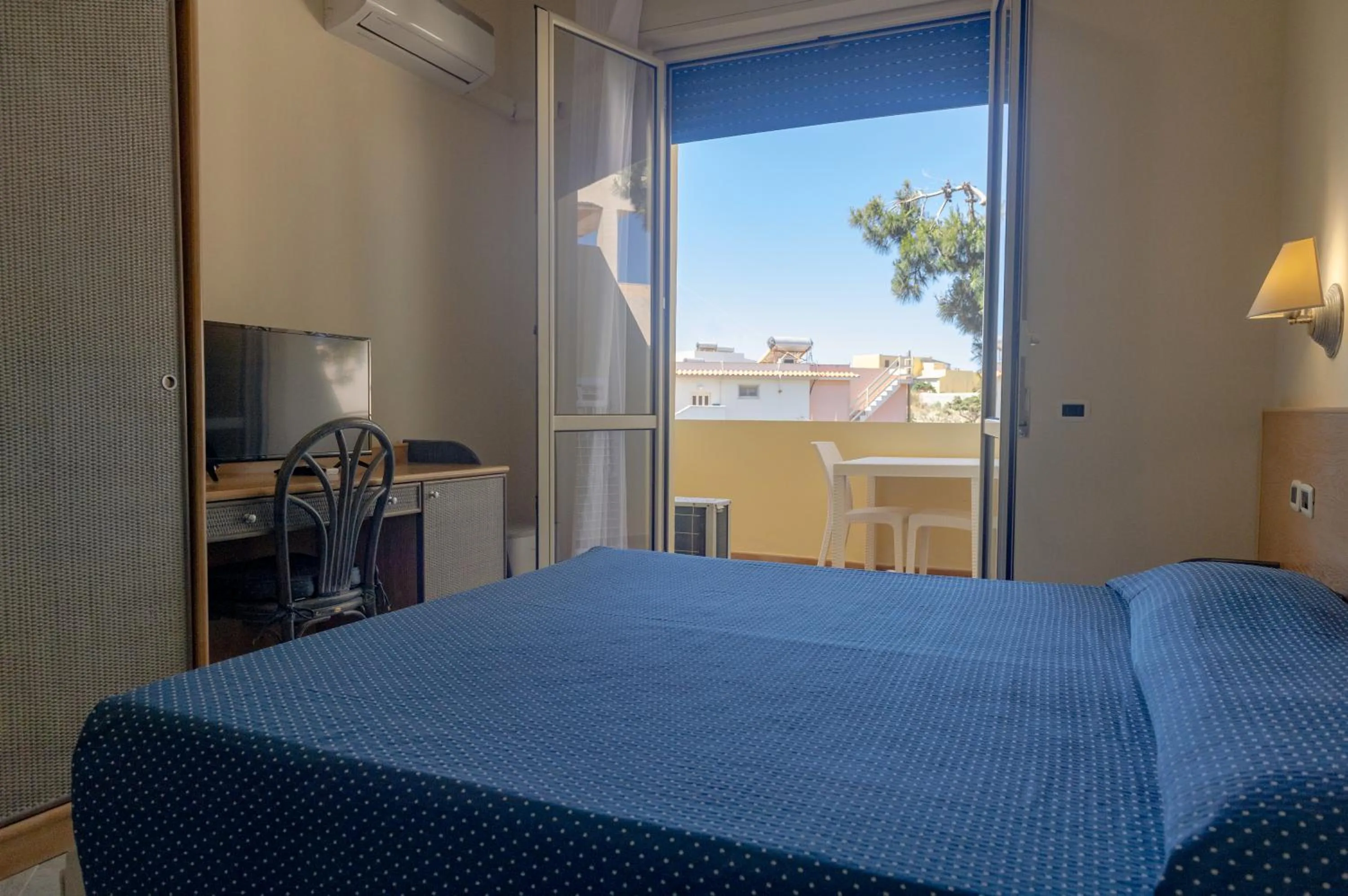 Bedroom, Bed in Hotel Baia Turchese