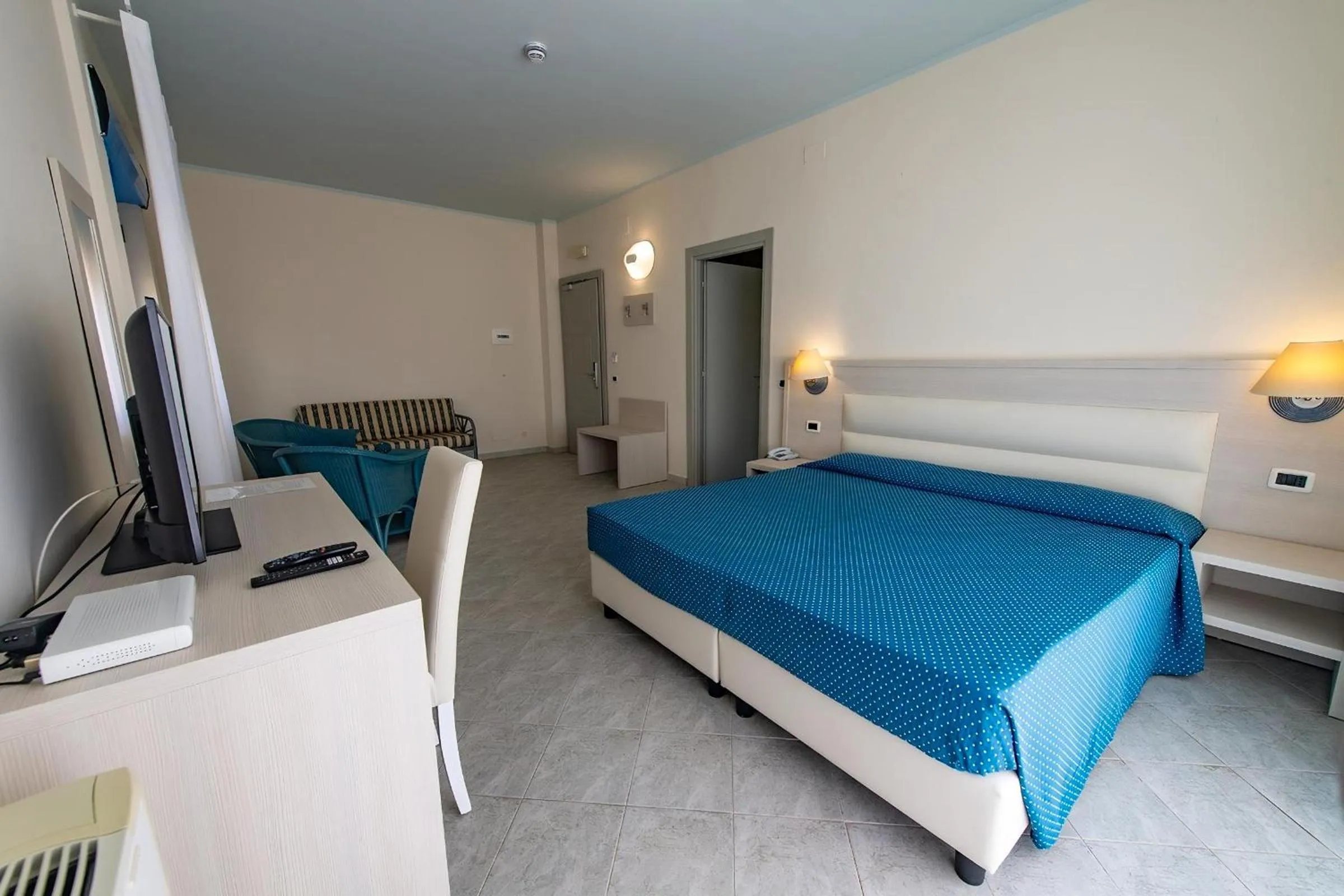 Bedroom, Bed in Hotel Baia Turchese