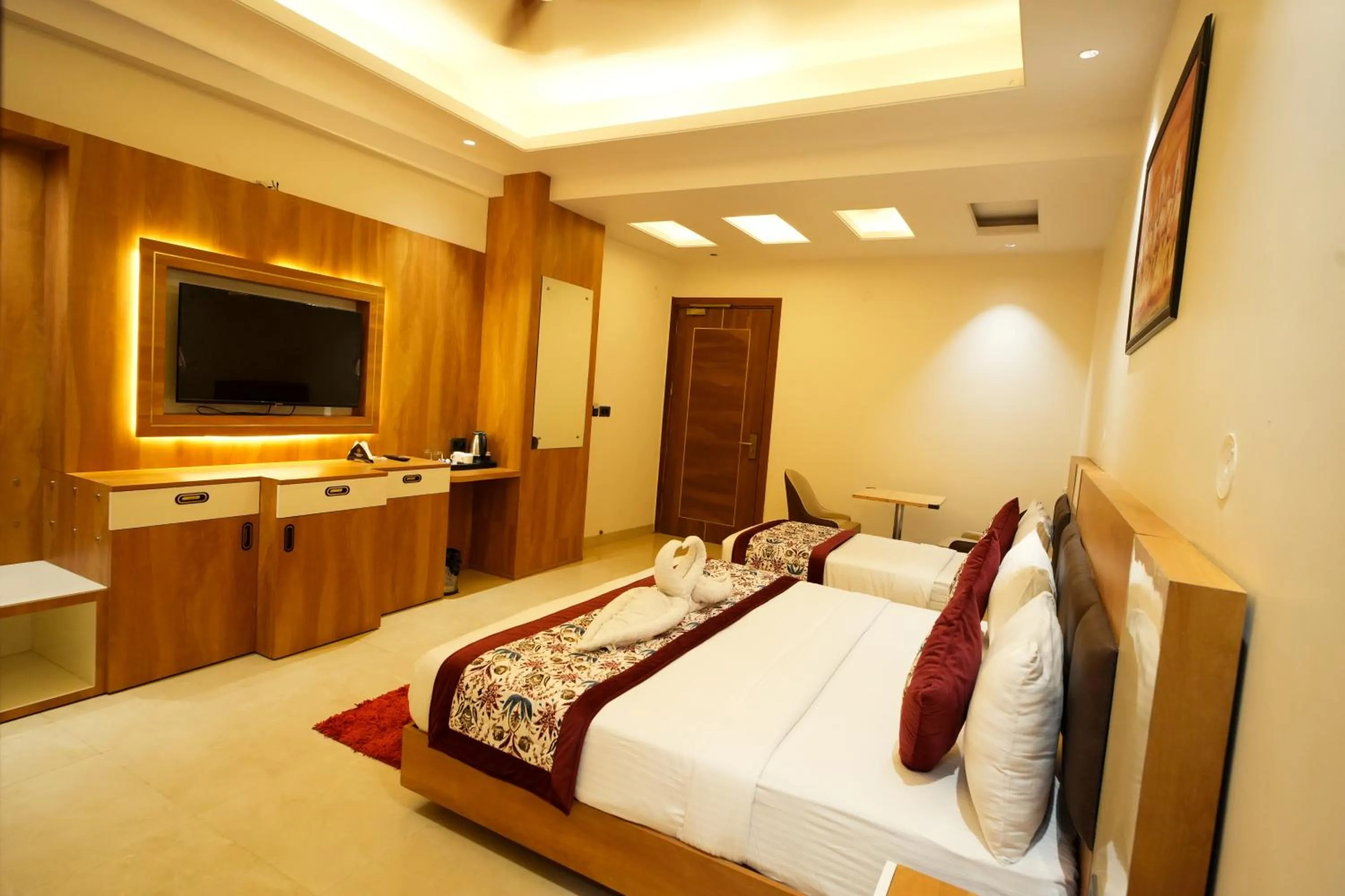 Bed in Masaga by Qcent, Gurugram