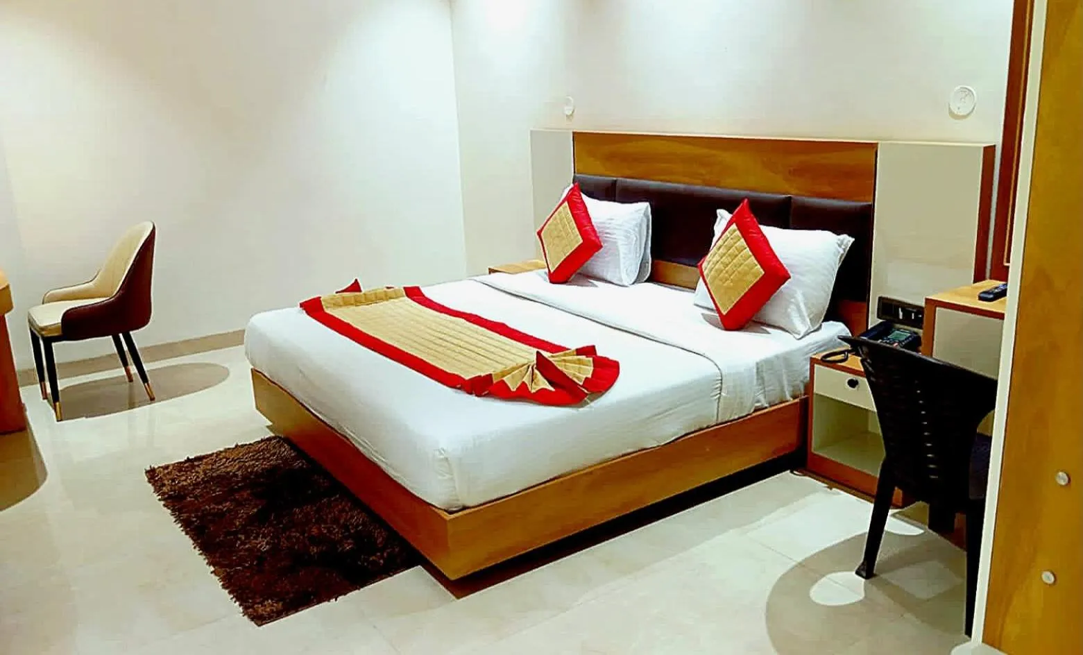 Bed in Masaga by Qcent, Gurugram