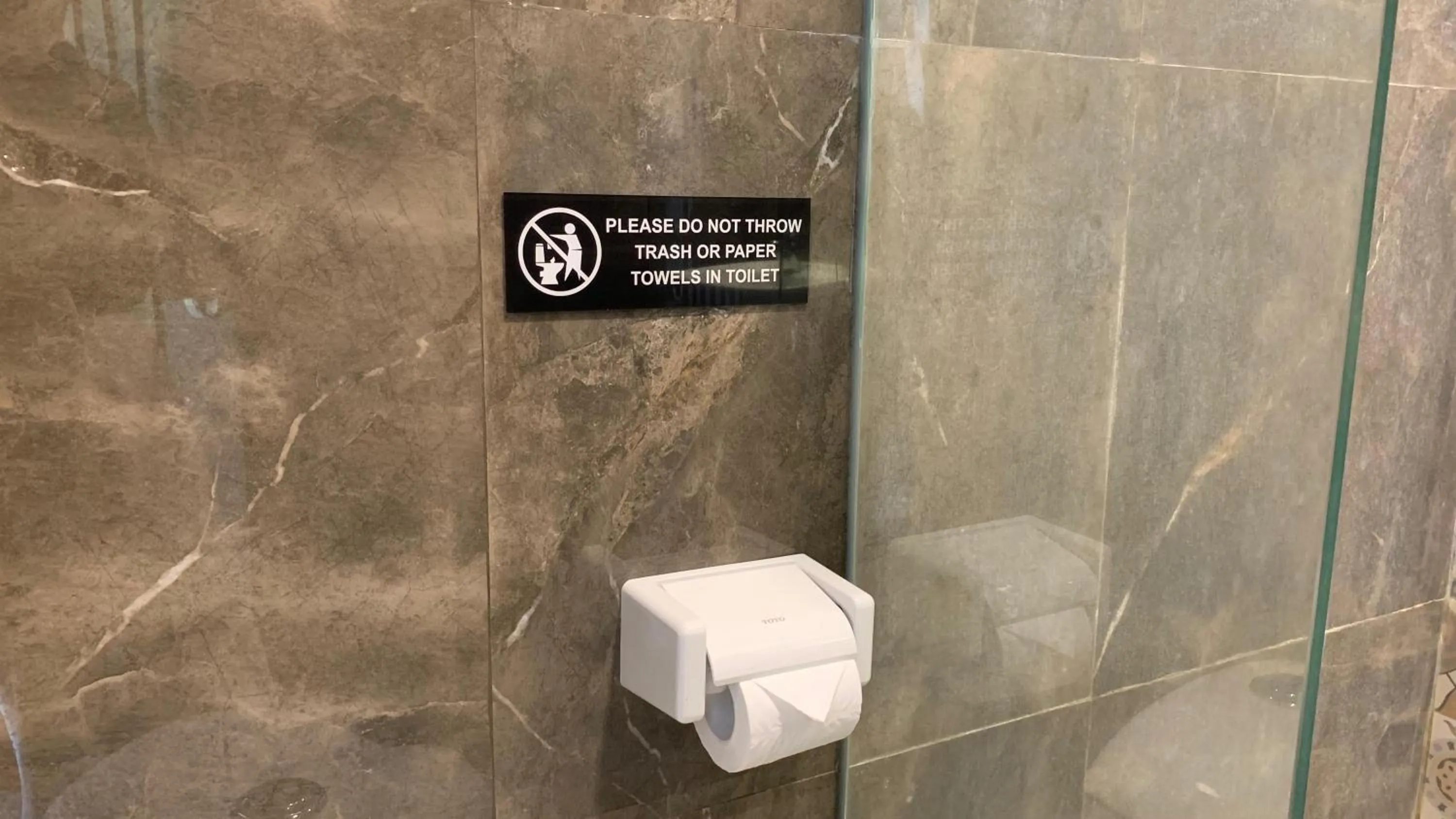 Bathroom in The Baliem Hotel