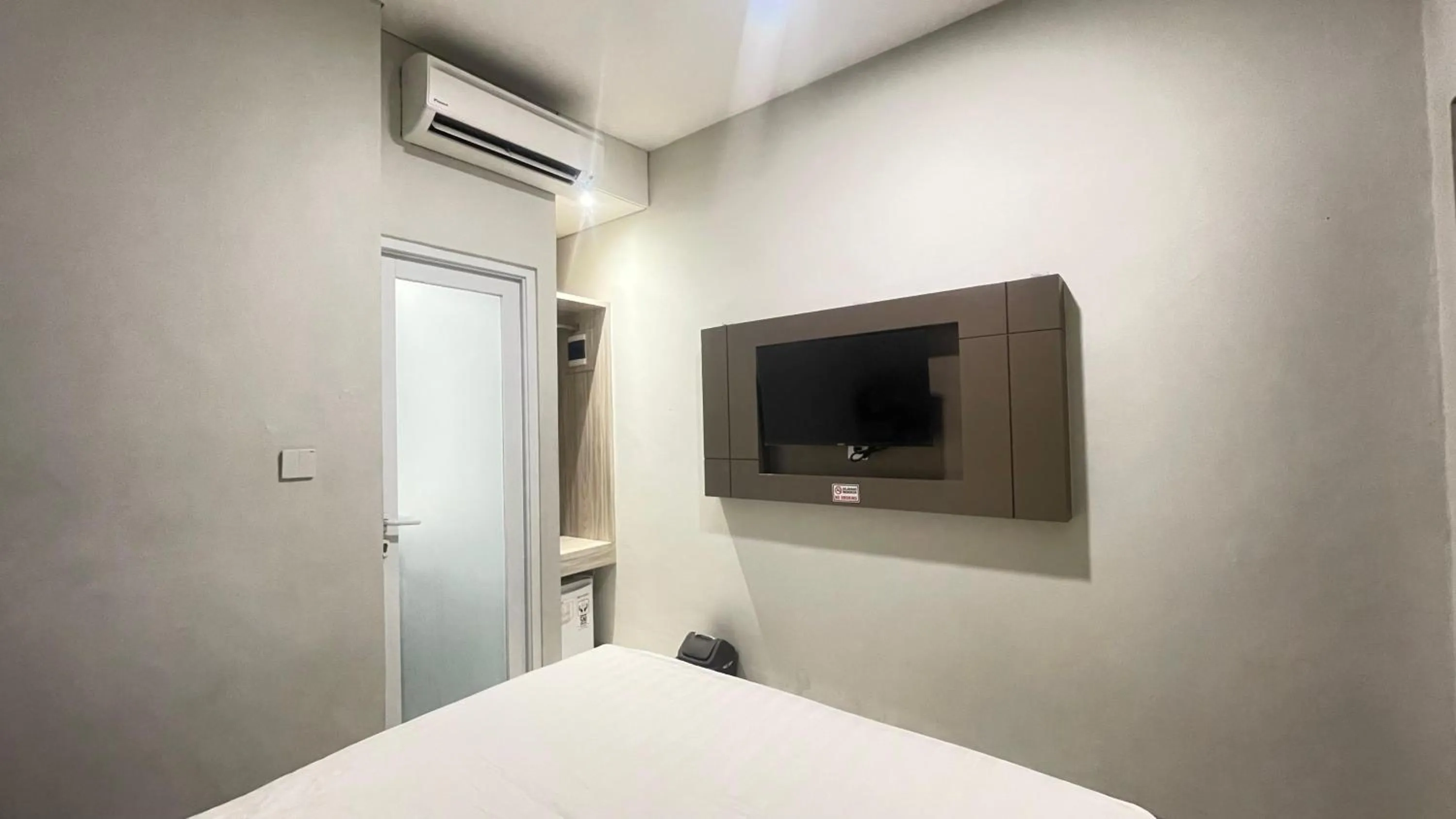 Bed in The Baliem Hotel