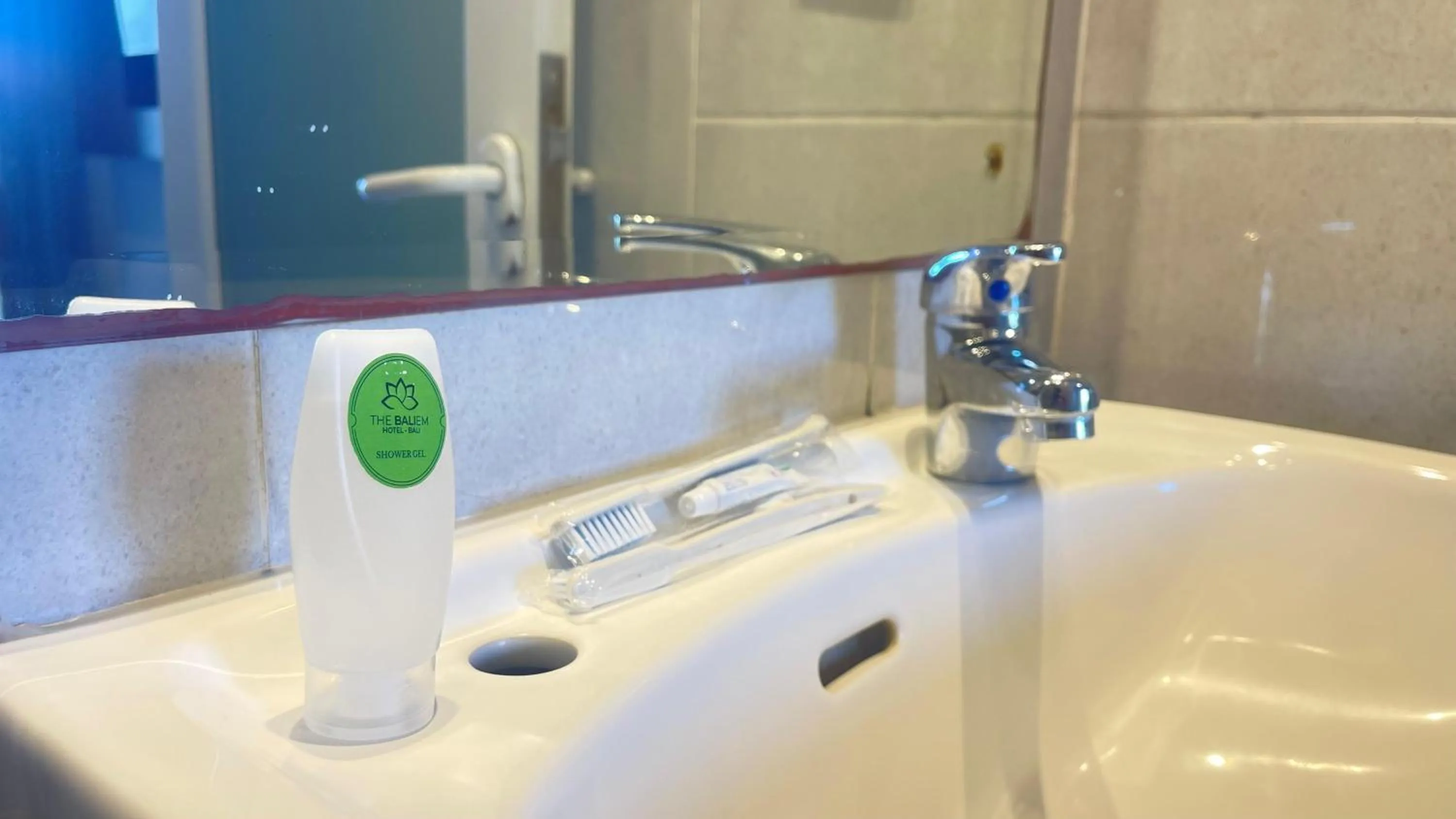 Bathroom in The Baliem Hotel