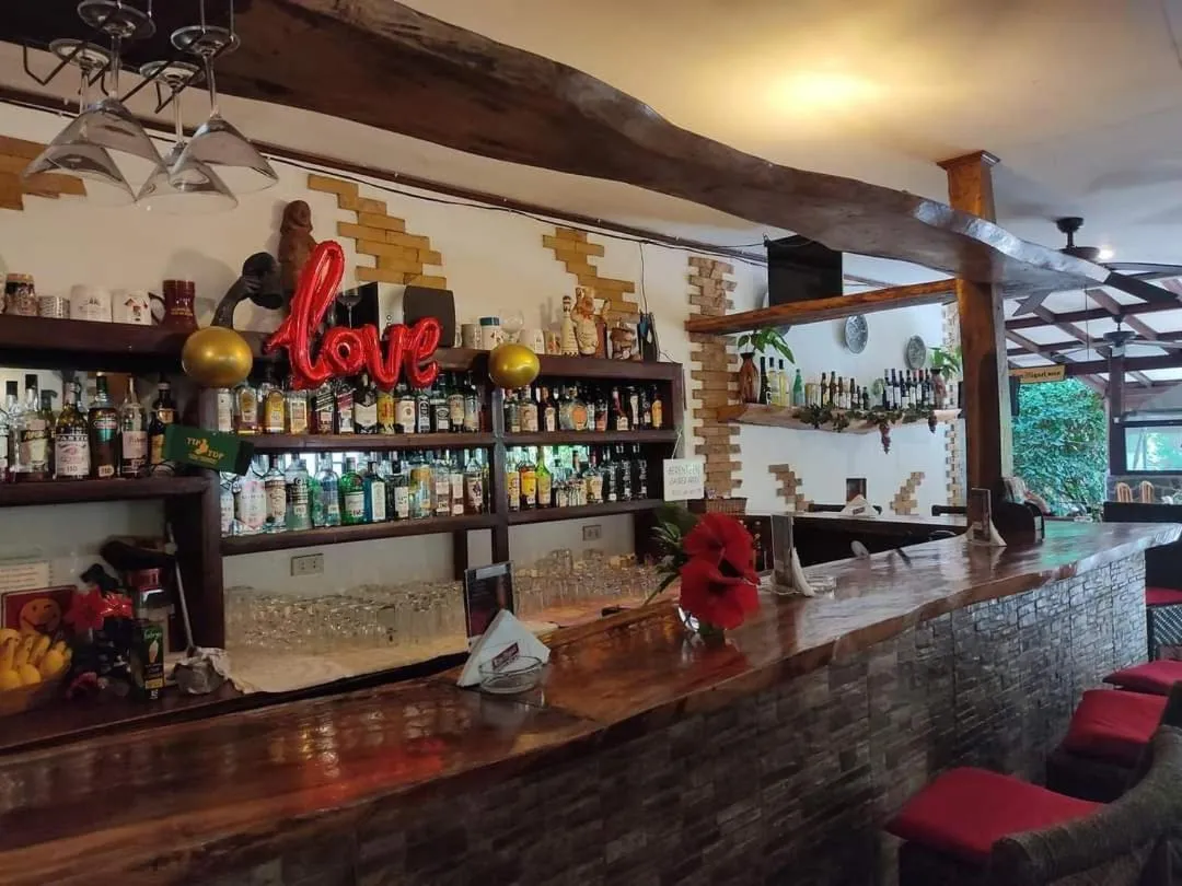 TipTop Hotel, Resto and Delishop