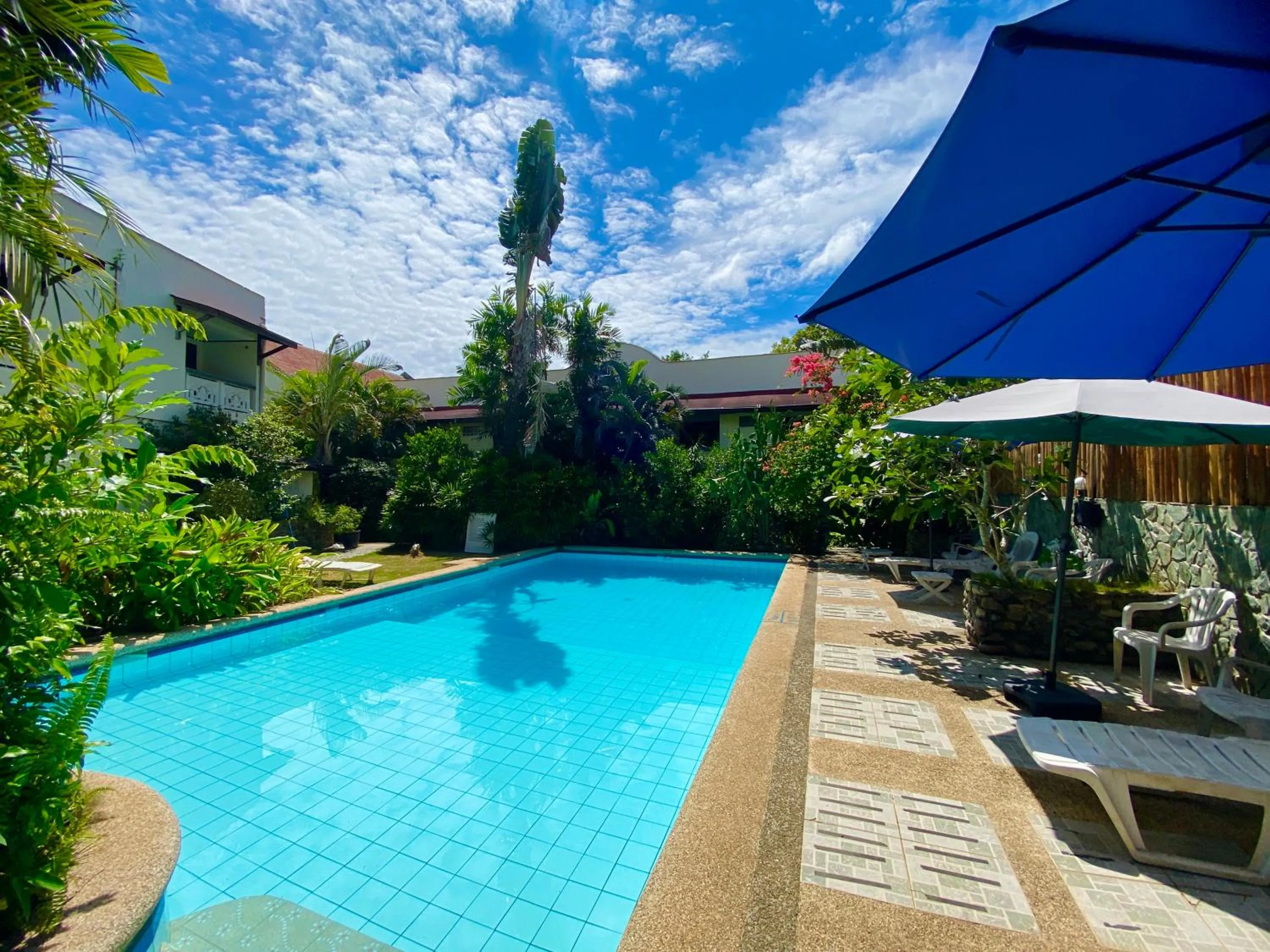 TipTop Hotel, Resto and Delishop