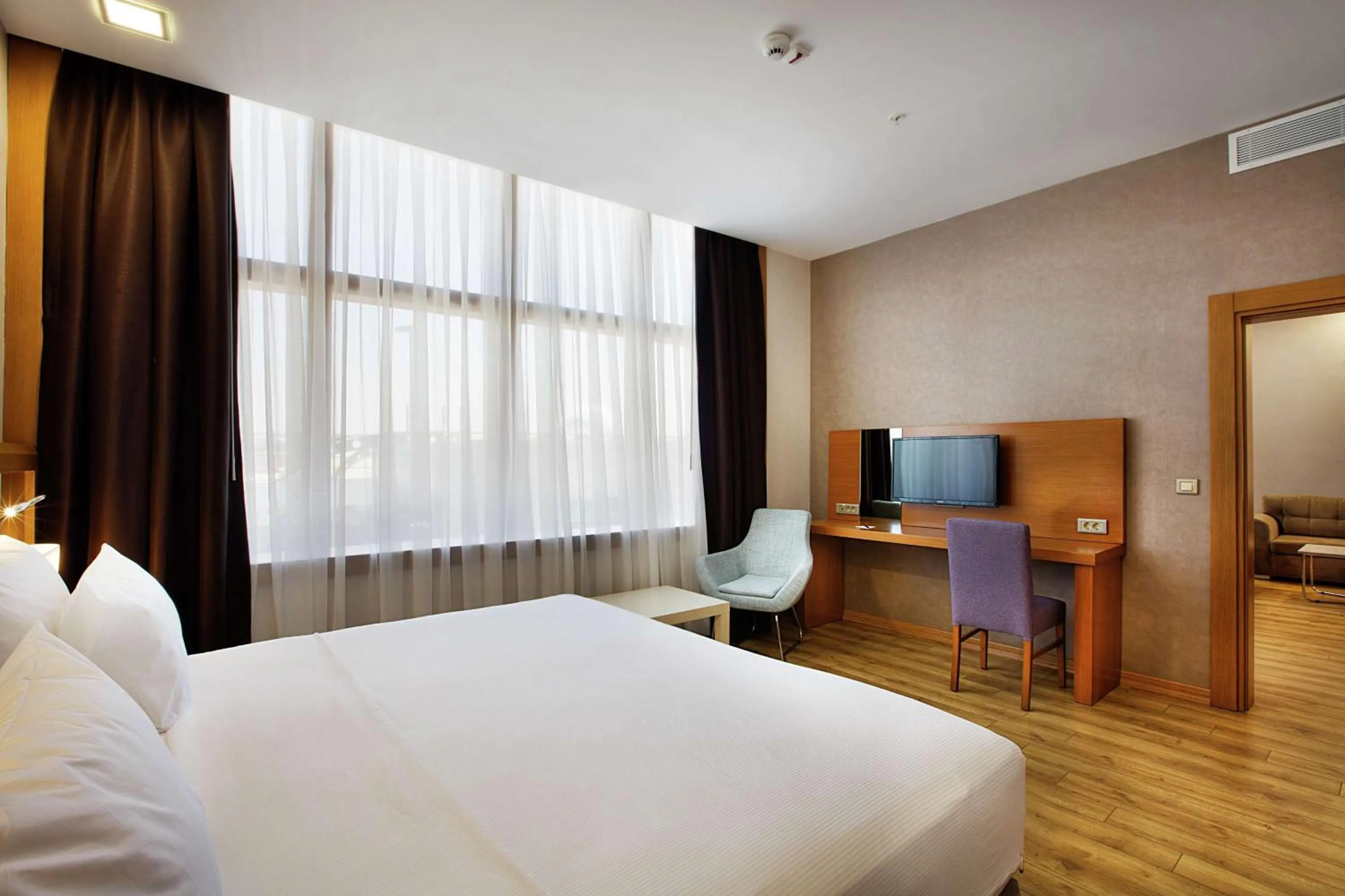 Bedroom, Bed in Hilton Garden Inn Kocaeli Sekerpinar