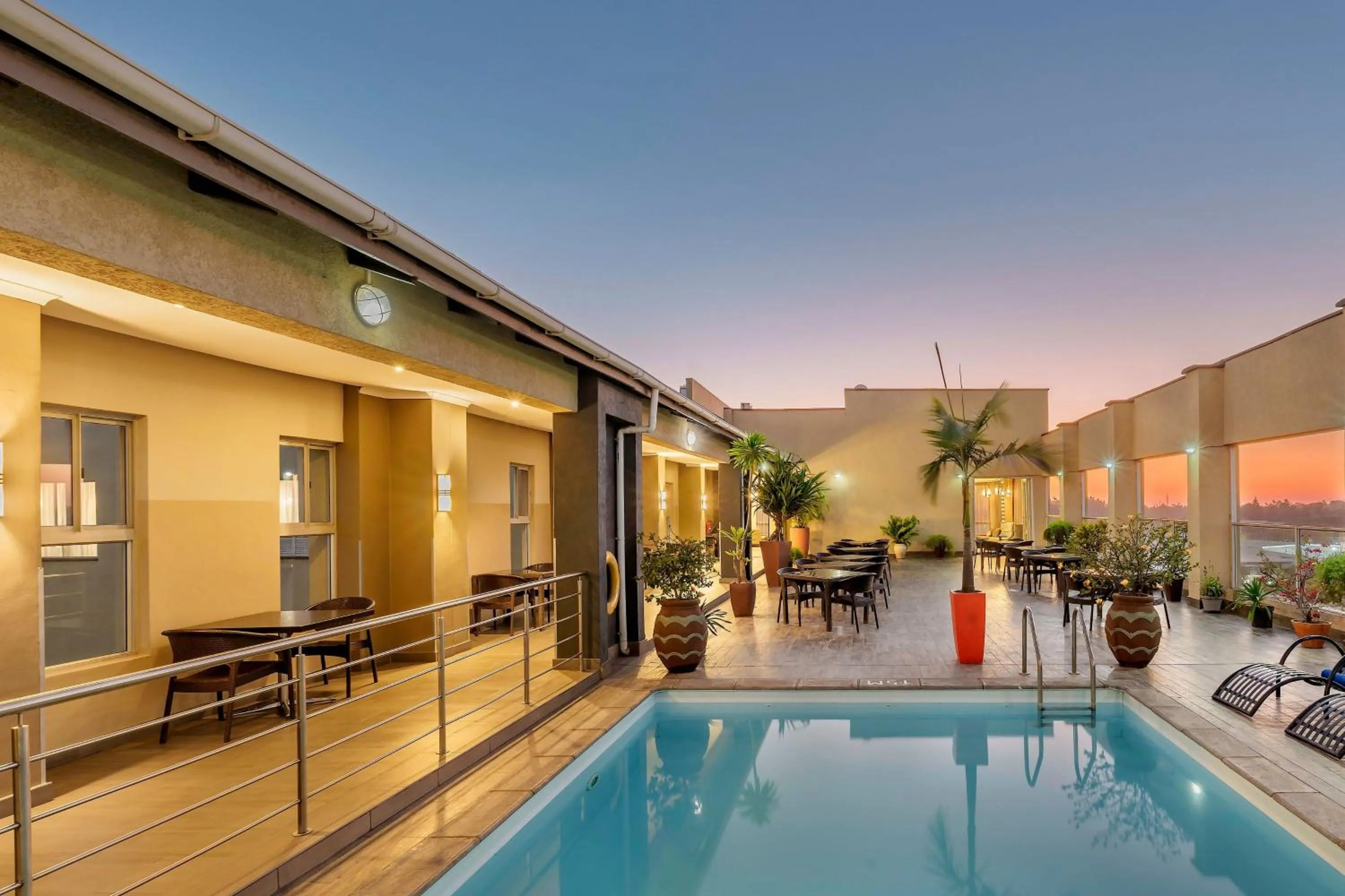Swimming pool in Protea Hotel by Marriott Lusaka Tower