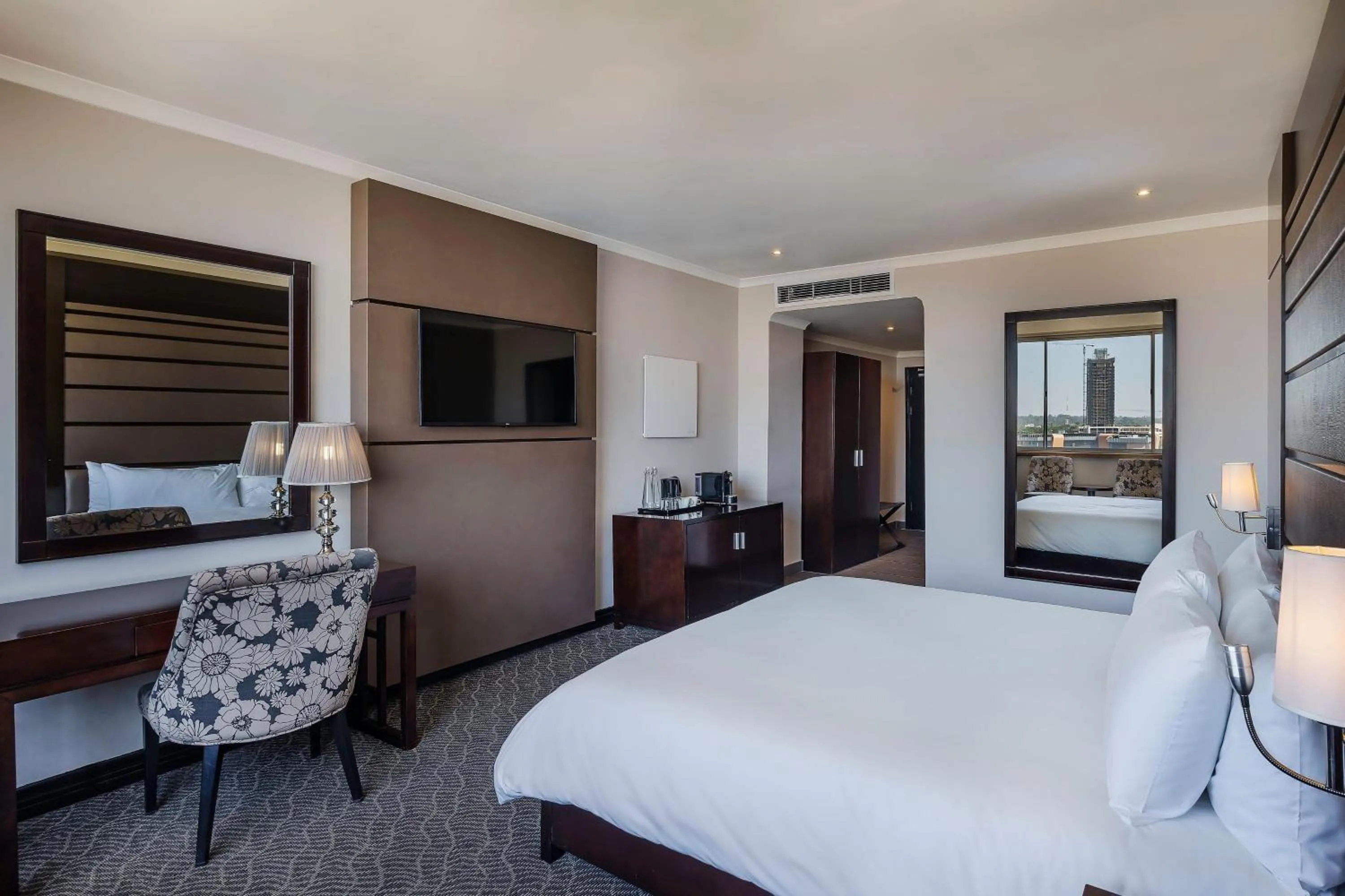 Photo of the whole room, Bed in Protea Hotel by Marriott Lusaka Tower