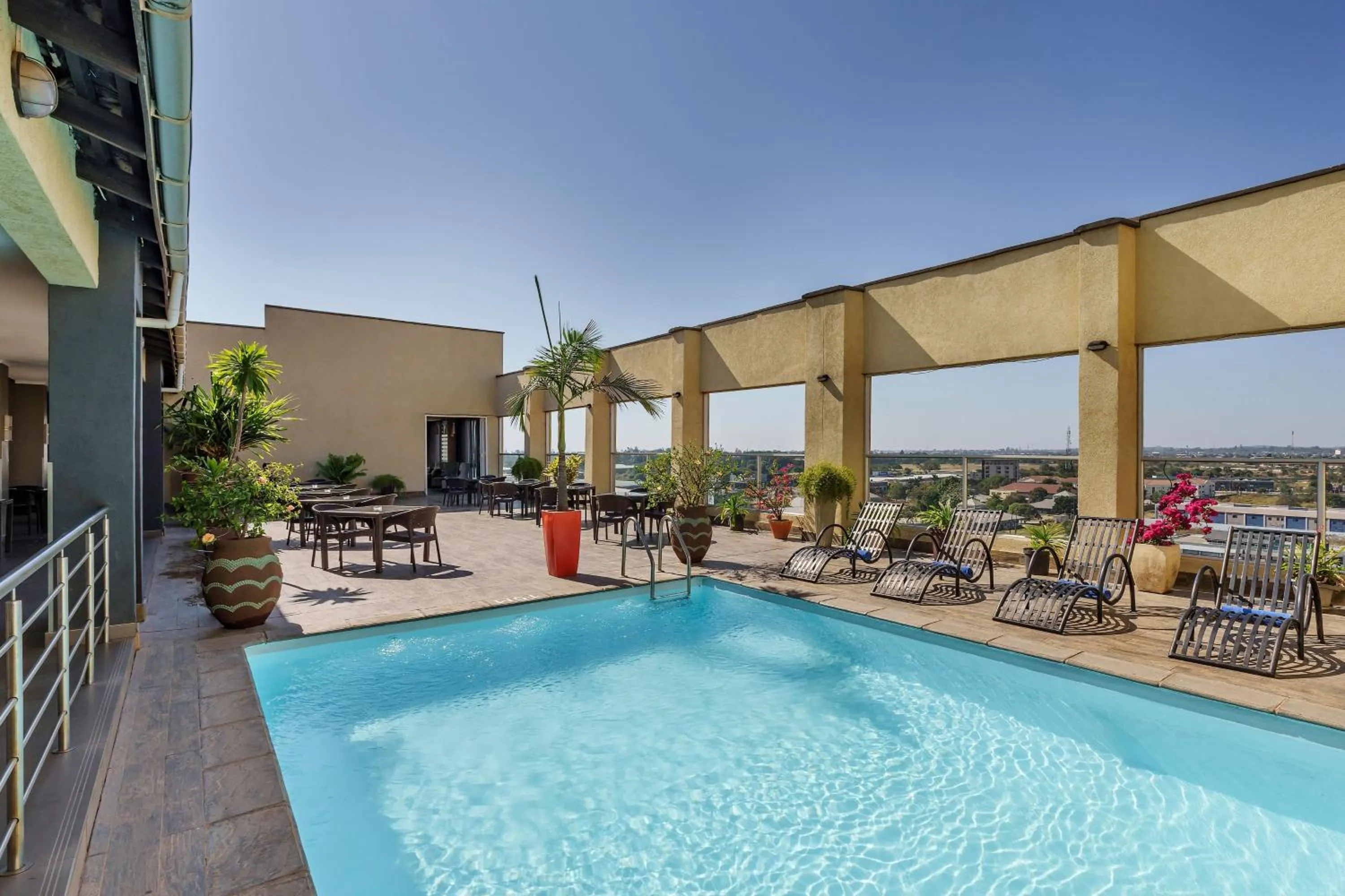 Swimming pool in Protea Hotel by Marriott Lusaka Tower