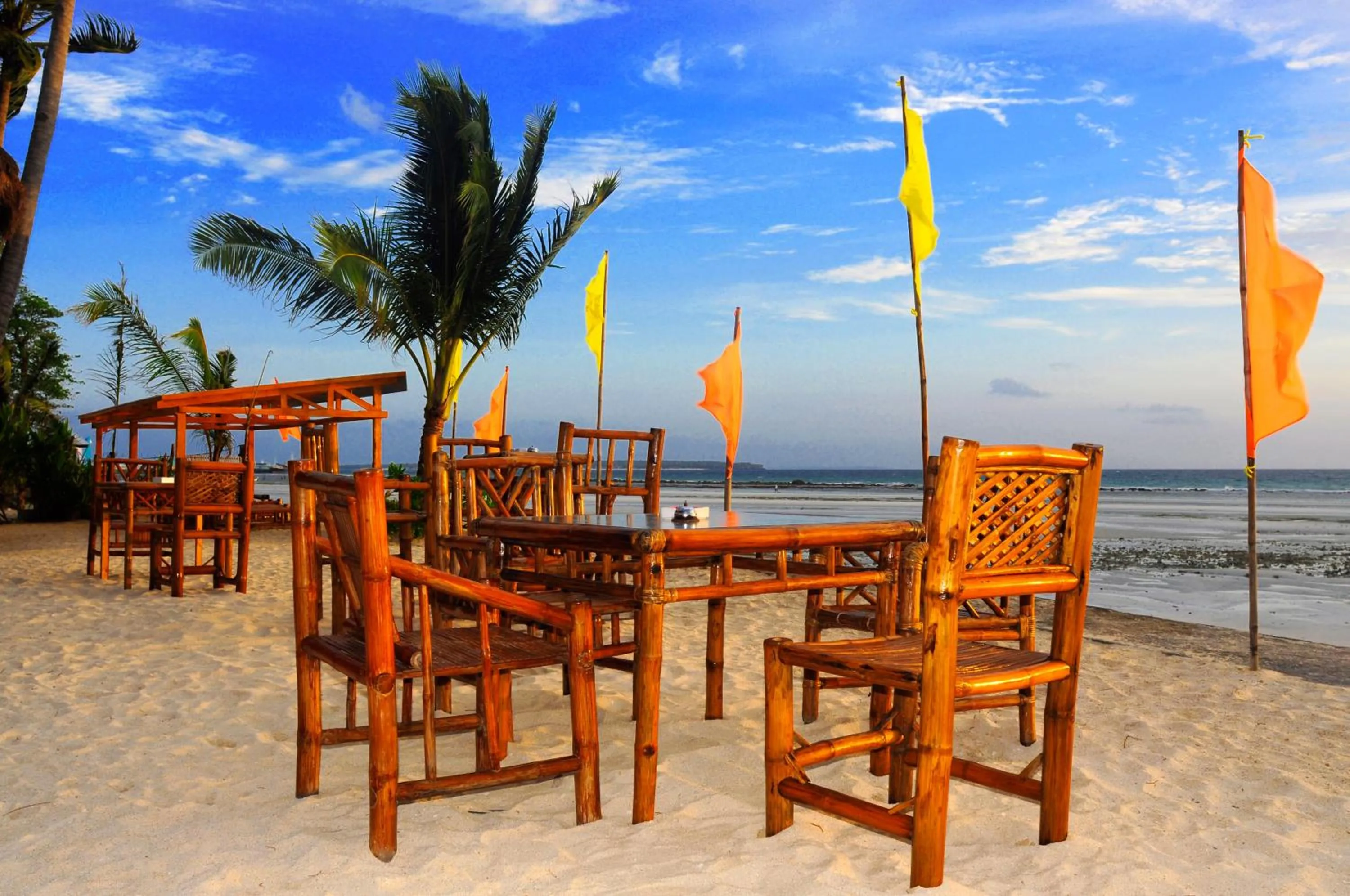 Restaurant/places to eat in The Coral Blue Oriental Beach Villas and Suites