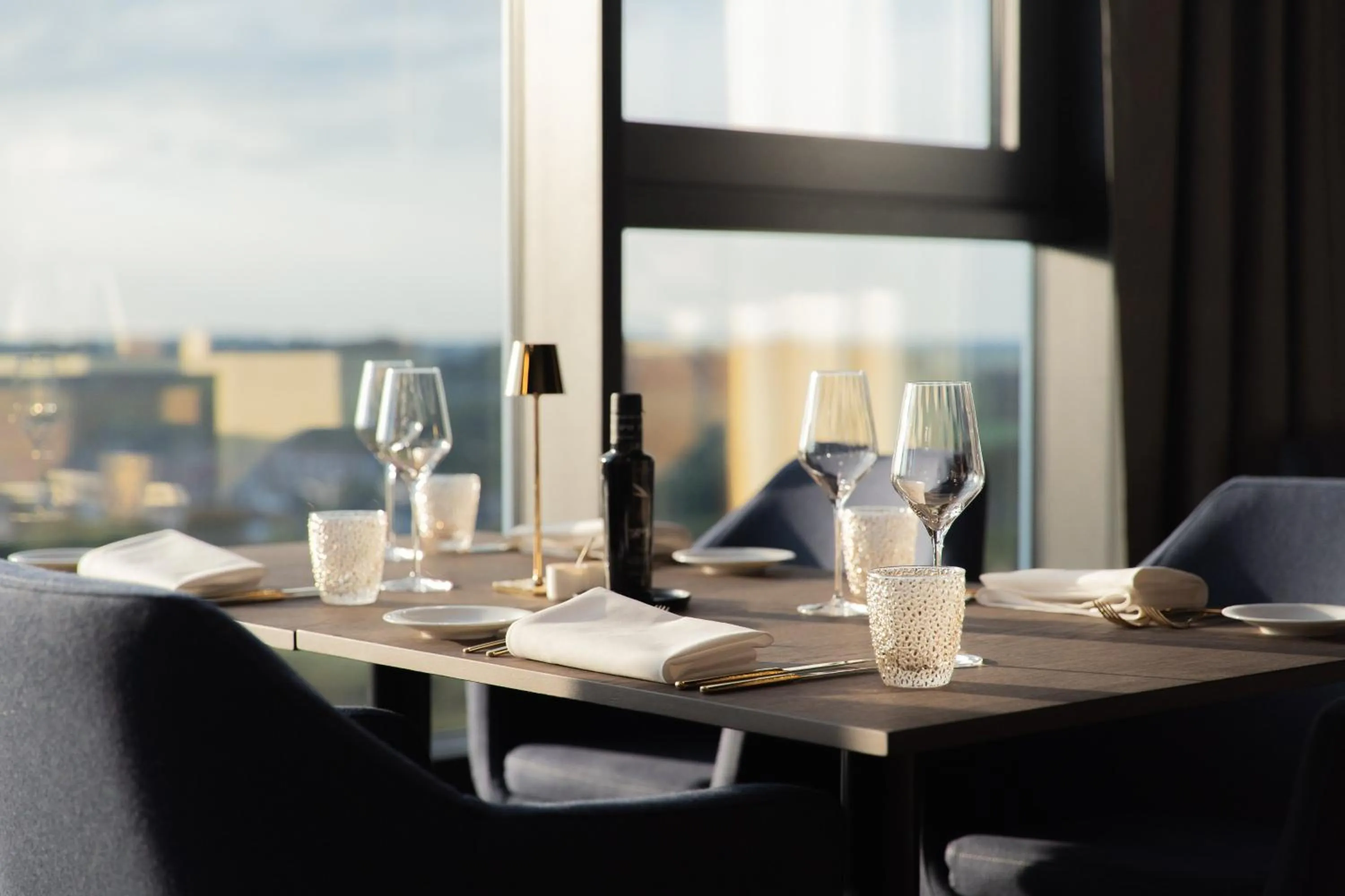 Restaurant/places to eat in voco Brussels City North by IHG